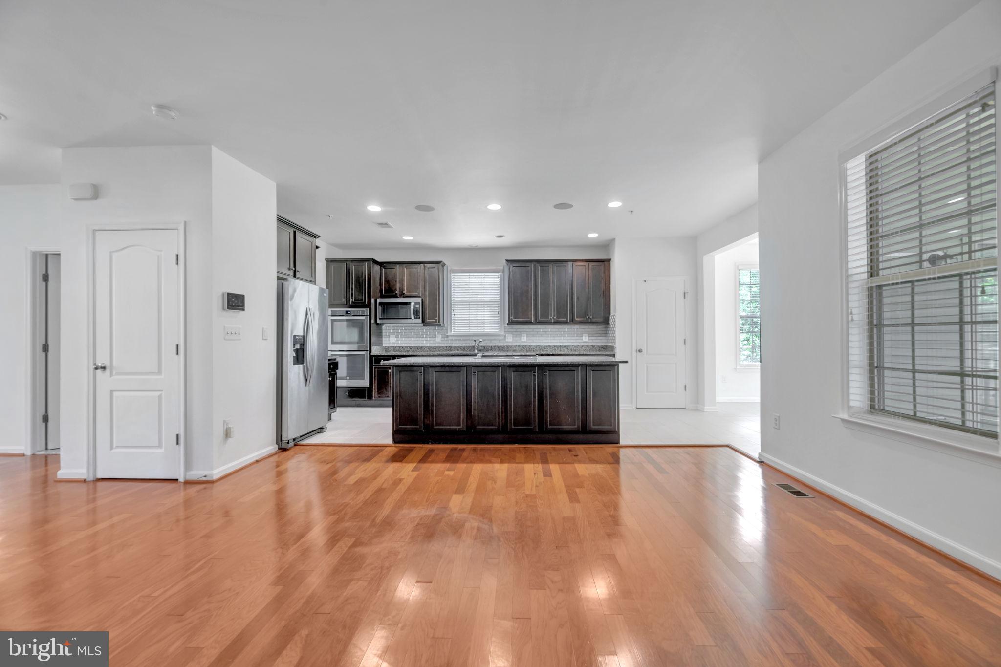 GLENN DALE CROSSING - Residential Lease