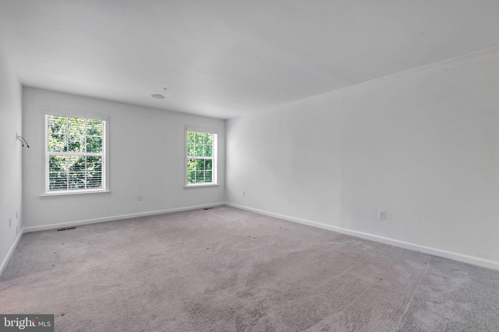 GLENN DALE CROSSING - Residential Lease