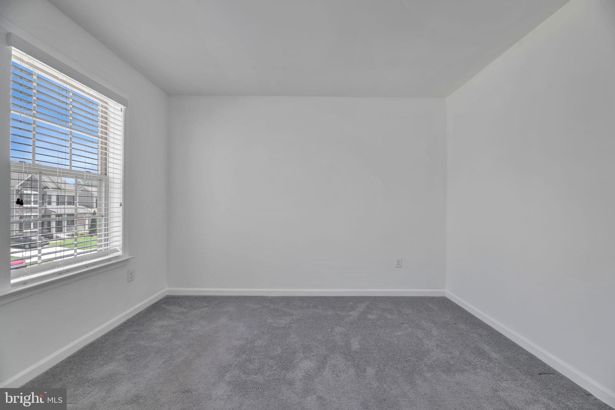 GLENN DALE CROSSING - Residential Lease