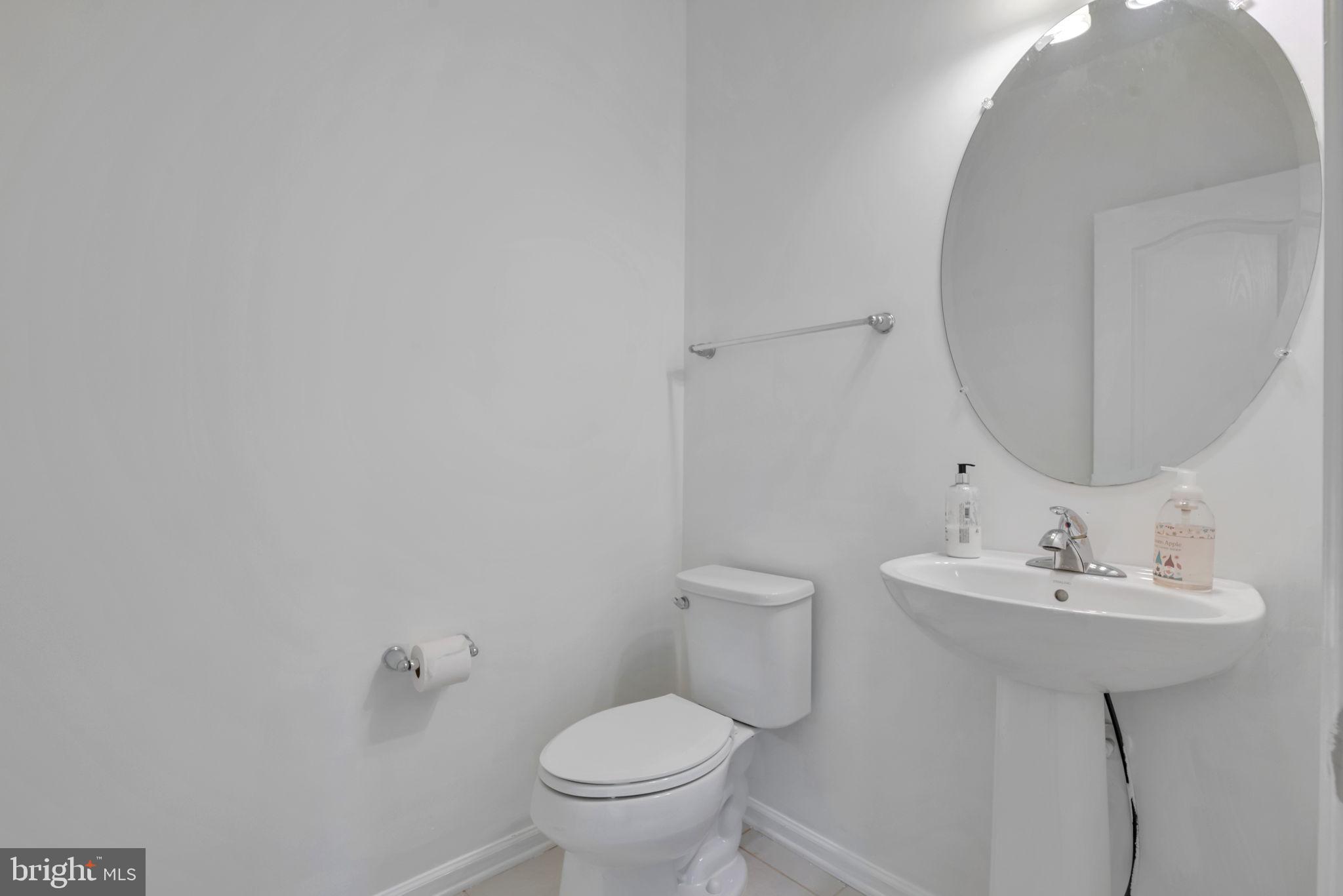 GLENN DALE CROSSING - Residential Lease