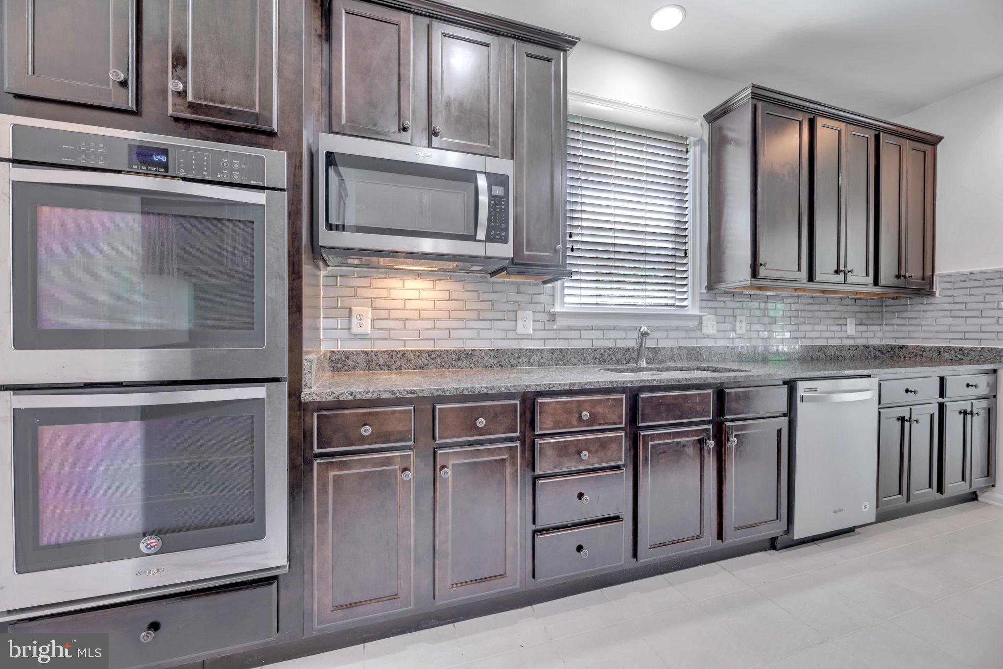 GLENN DALE CROSSING - Residential Lease