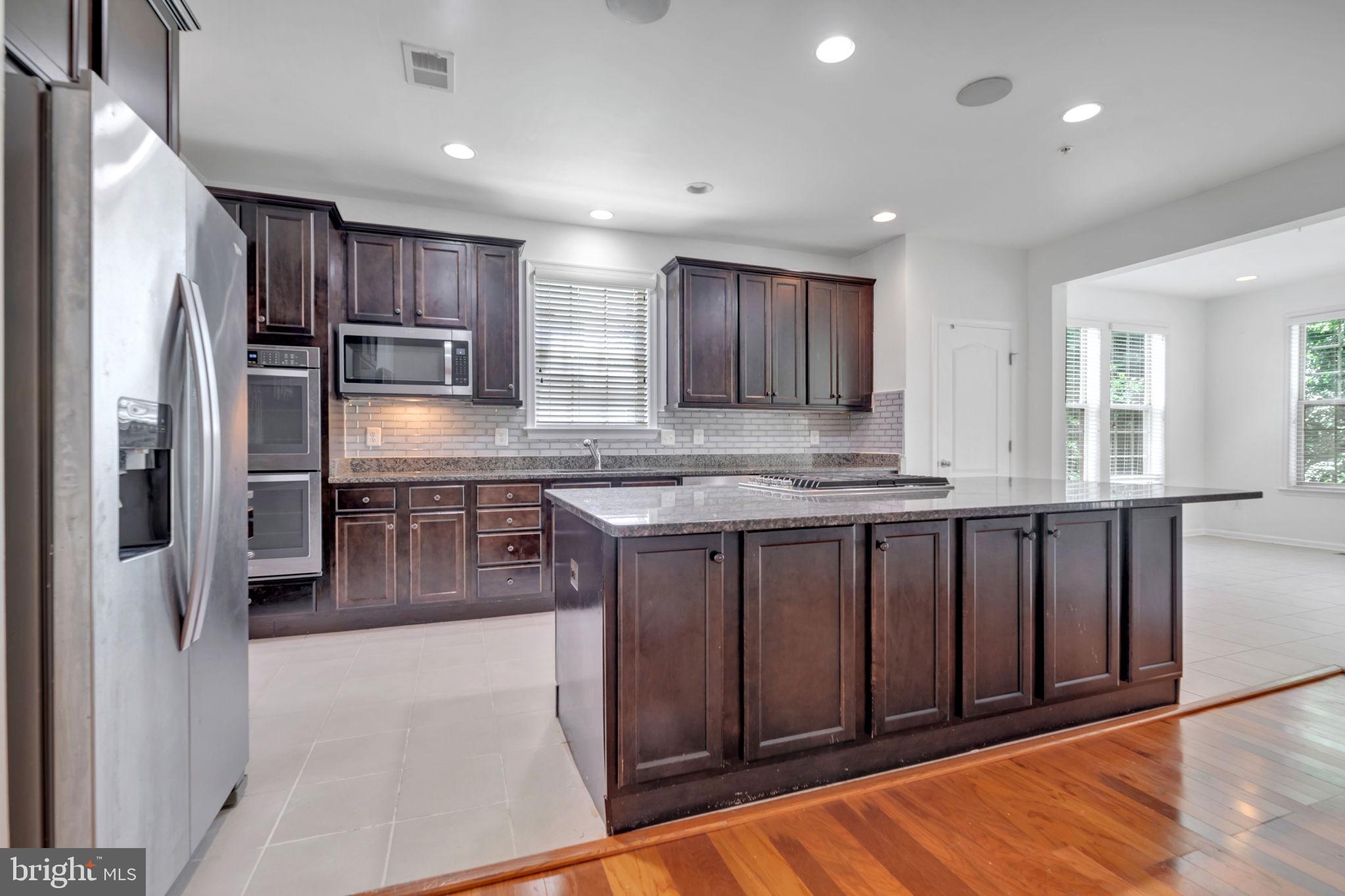 GLENN DALE CROSSING - Residential Lease