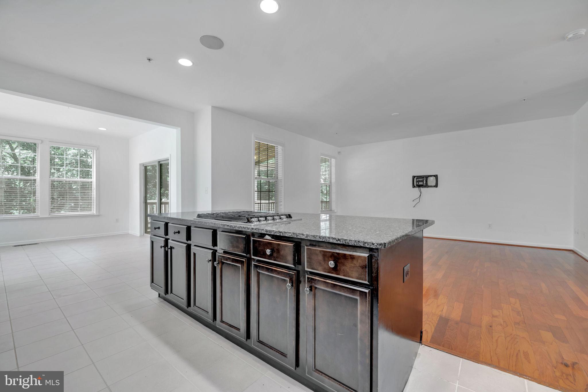 GLENN DALE CROSSING - Residential Lease