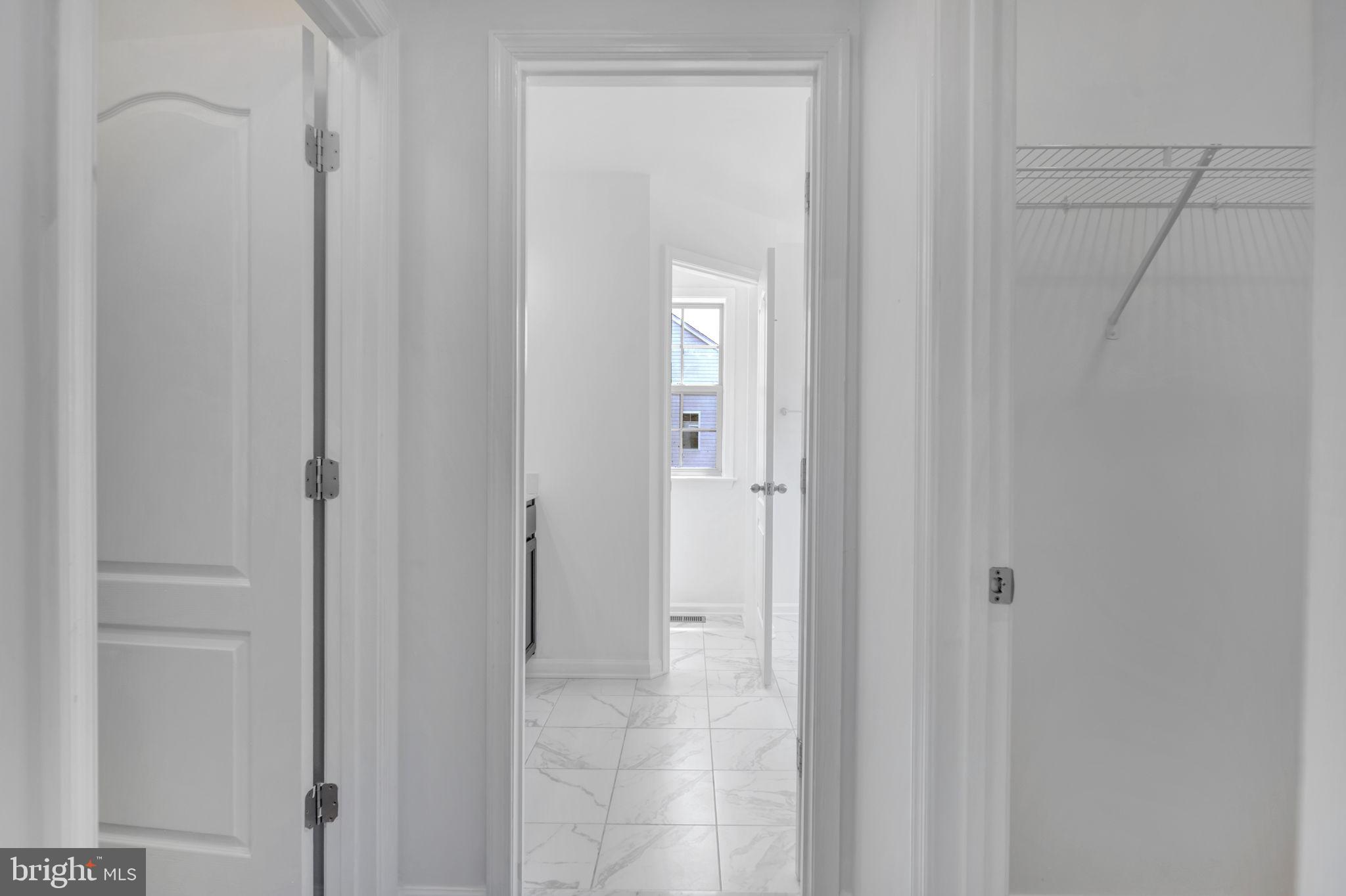 GLENN DALE CROSSING - Residential Lease