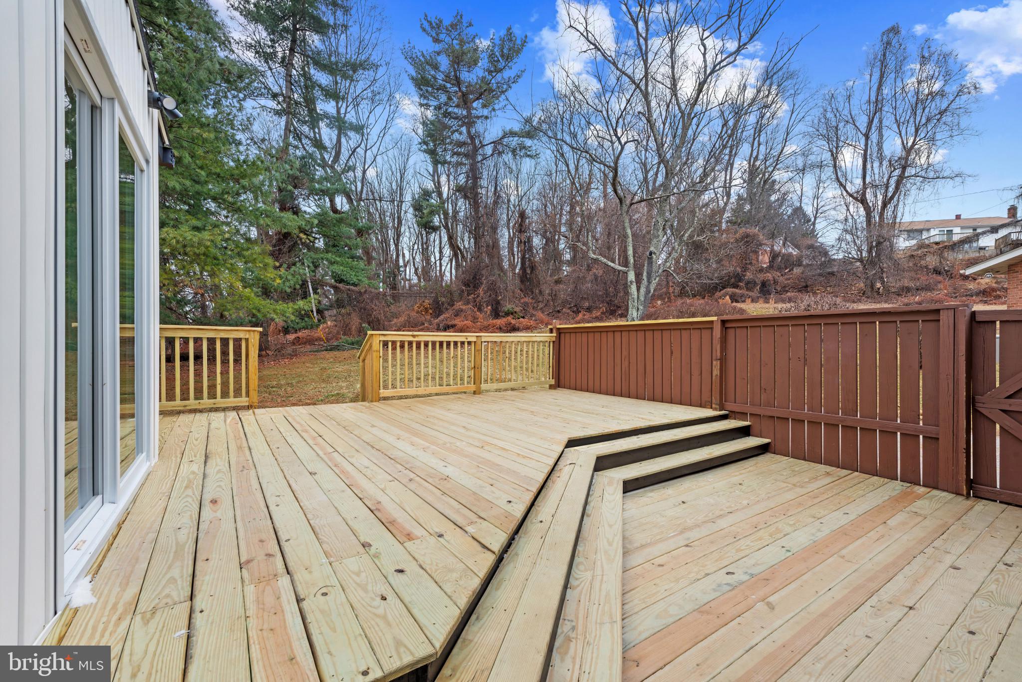 OLD COURT ESTATES - Residential