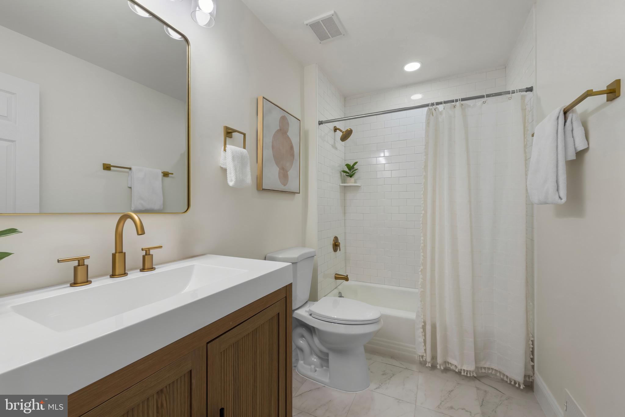 OLD COURT ESTATES - Residential