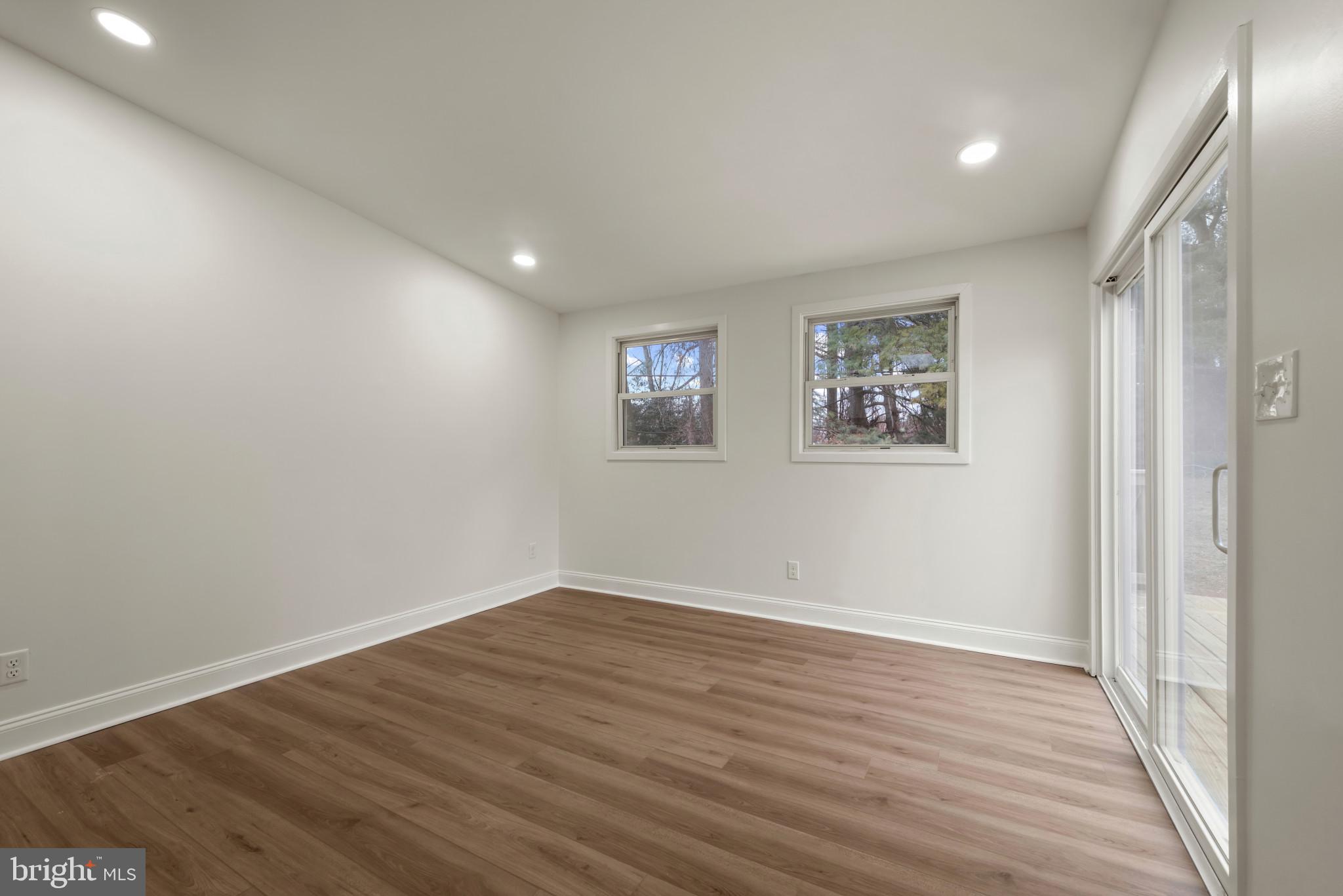 OLD COURT ESTATES - Residential