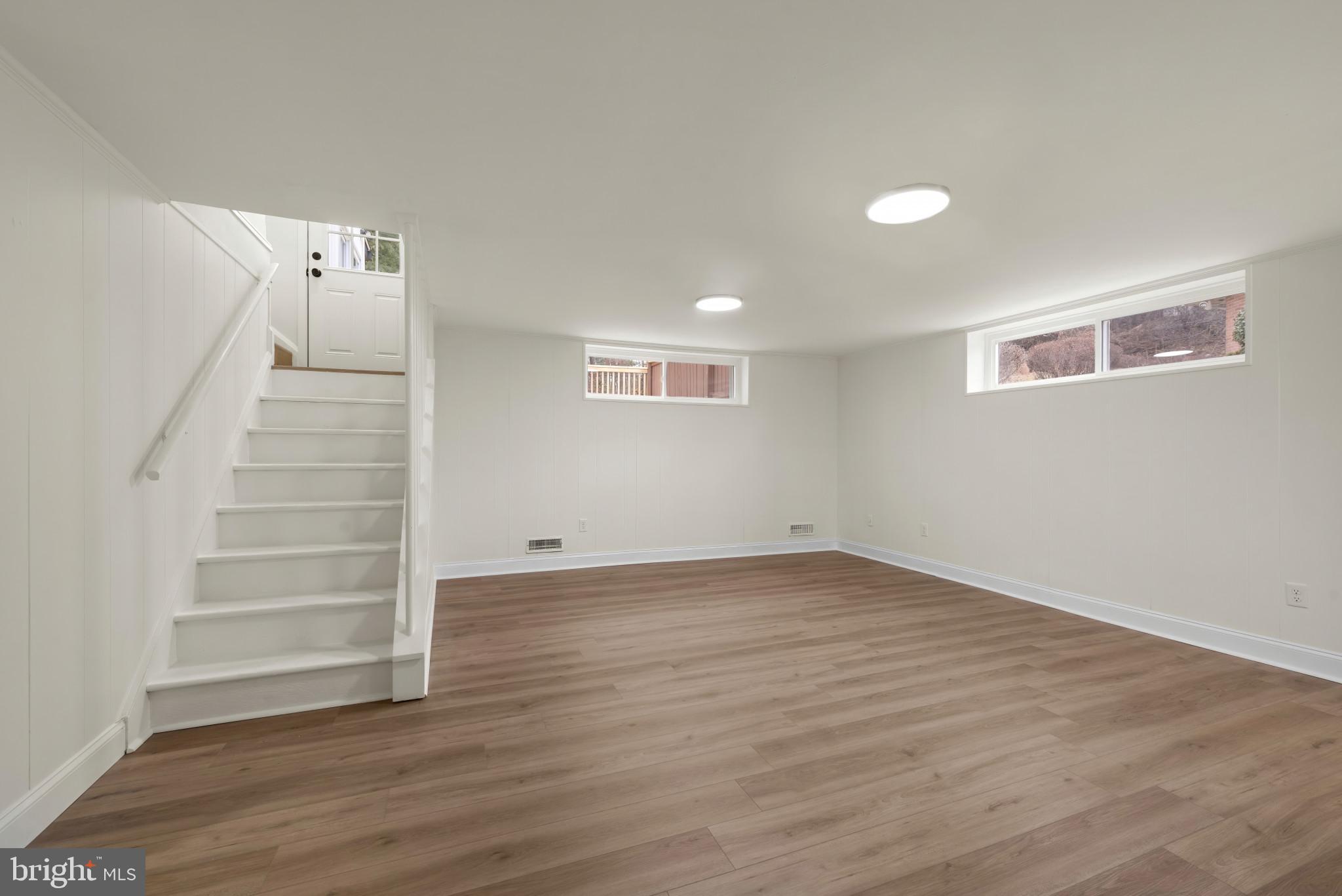 OLD COURT ESTATES - Residential