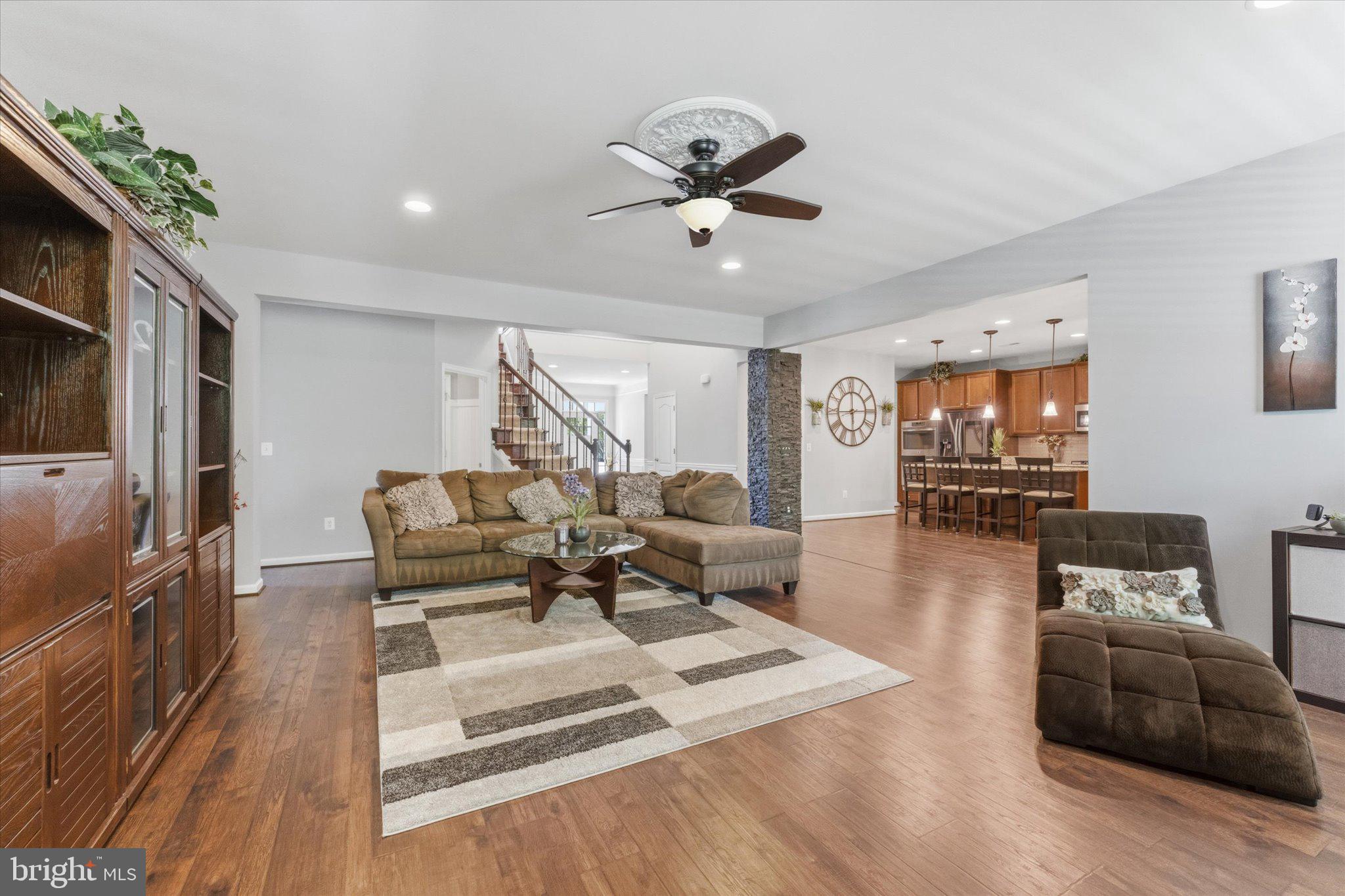 STONE RIDGE - Residential