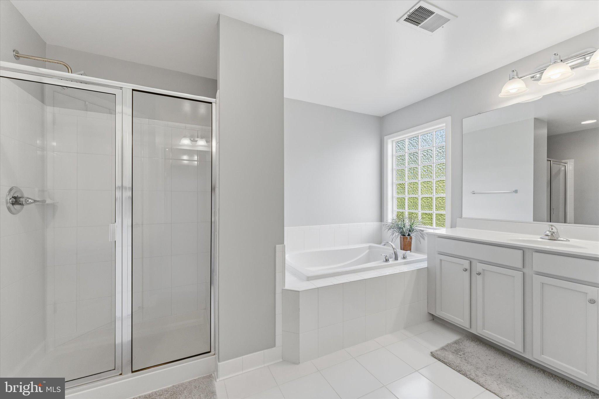 STONE RIDGE - Residential