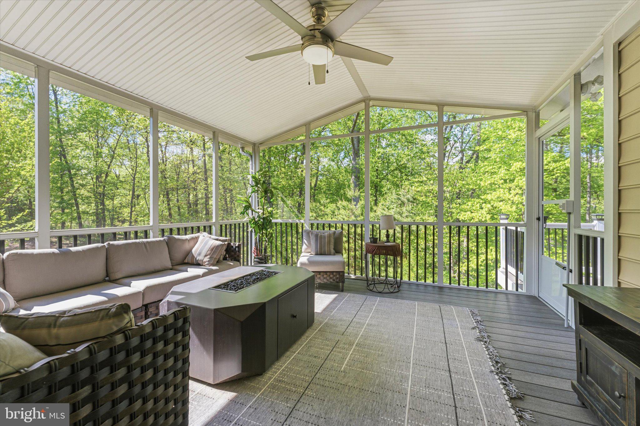 STONE RIDGE - Residential