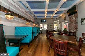 FAIRMOUNT - Commercial Sale