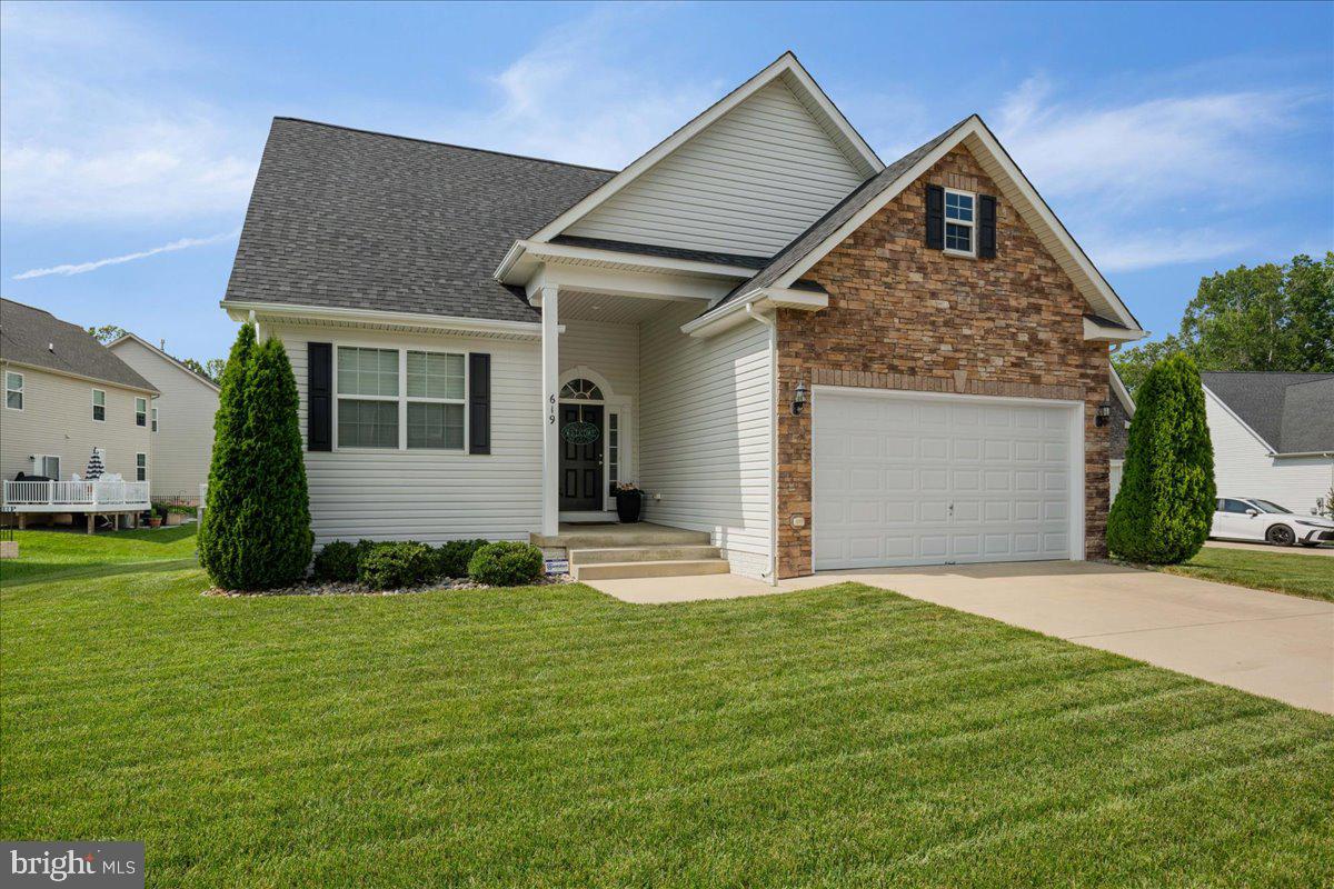 619 YEARLING DRIVE