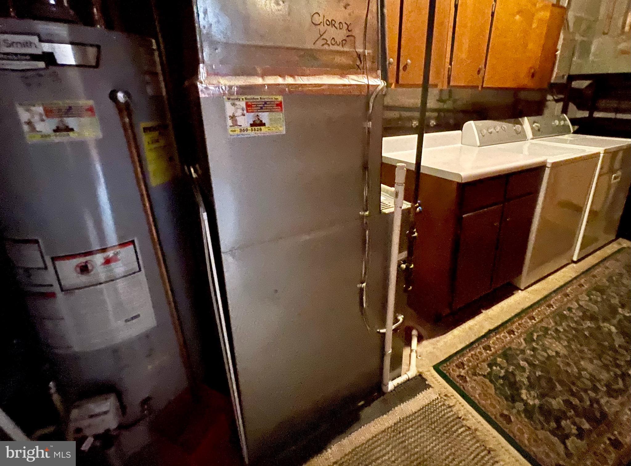 LONDON TOWNE - Residential