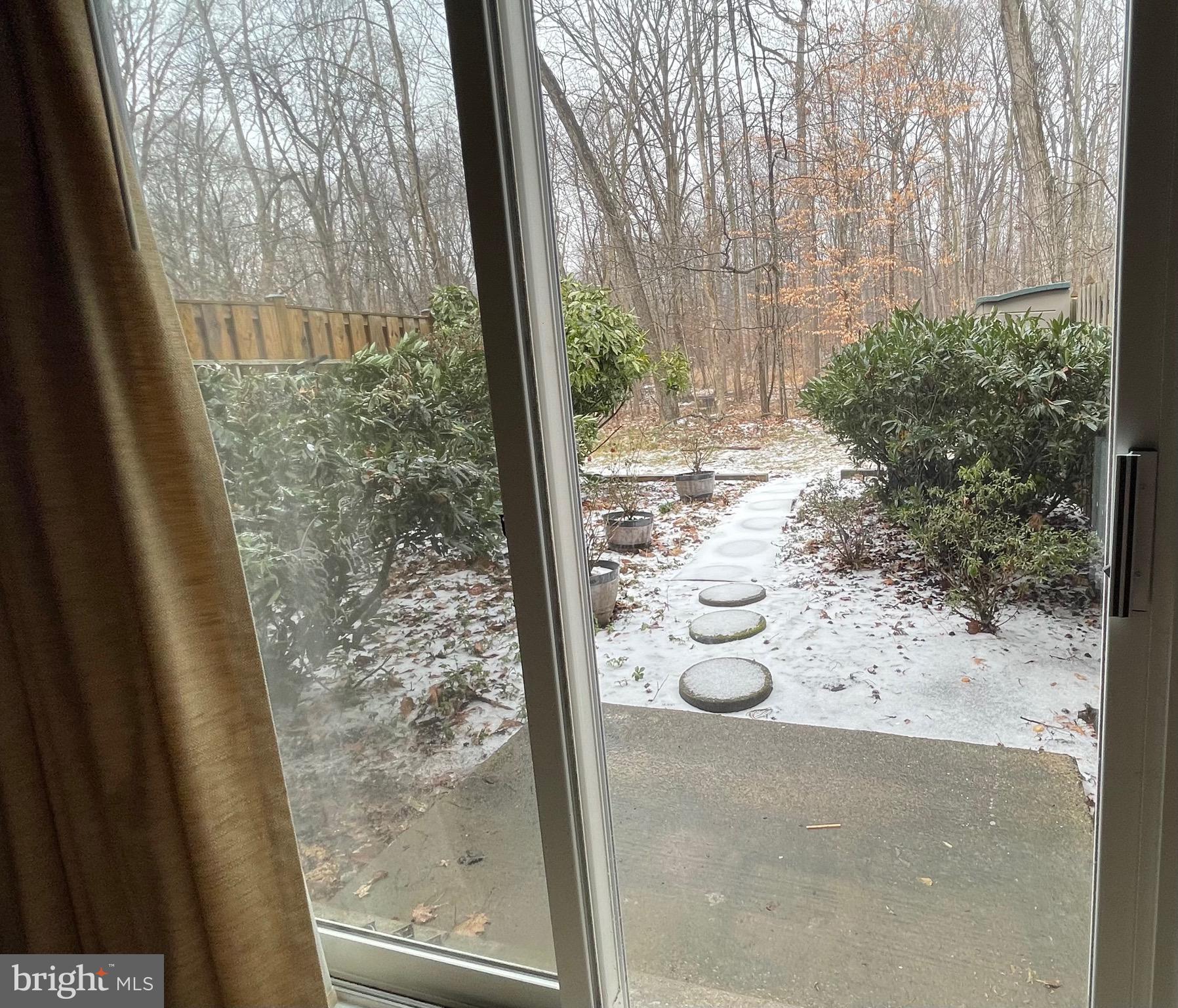 LONDON TOWNE - Residential