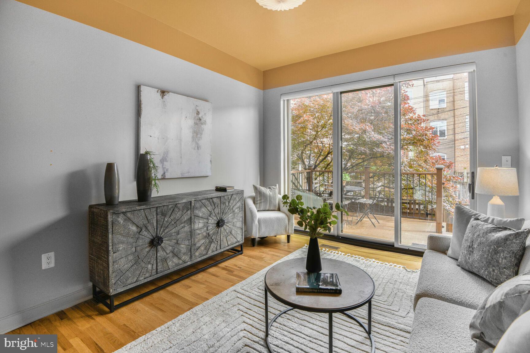 OLD CITY #2 - Residential Lease