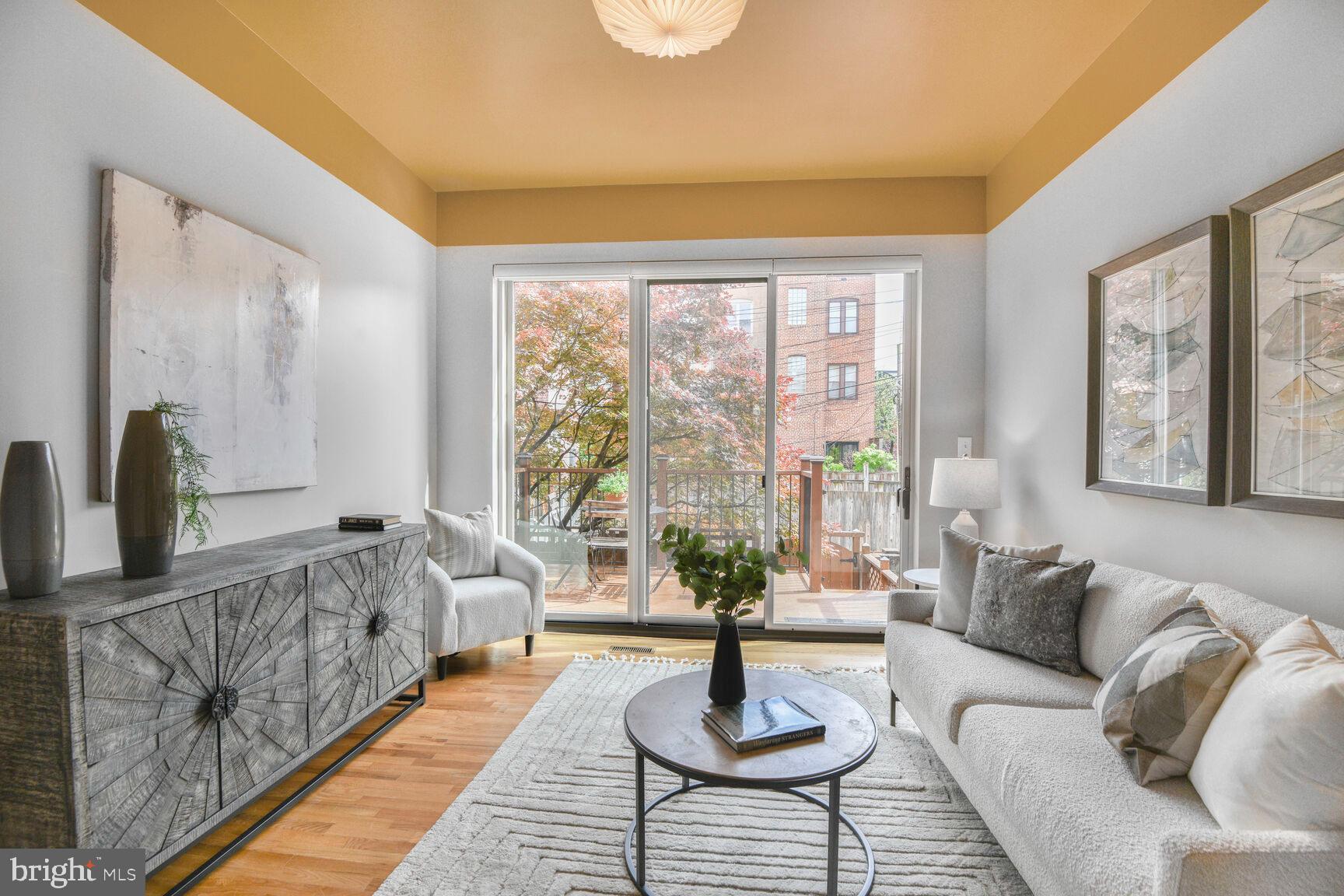 OLD CITY #2 - Residential Lease