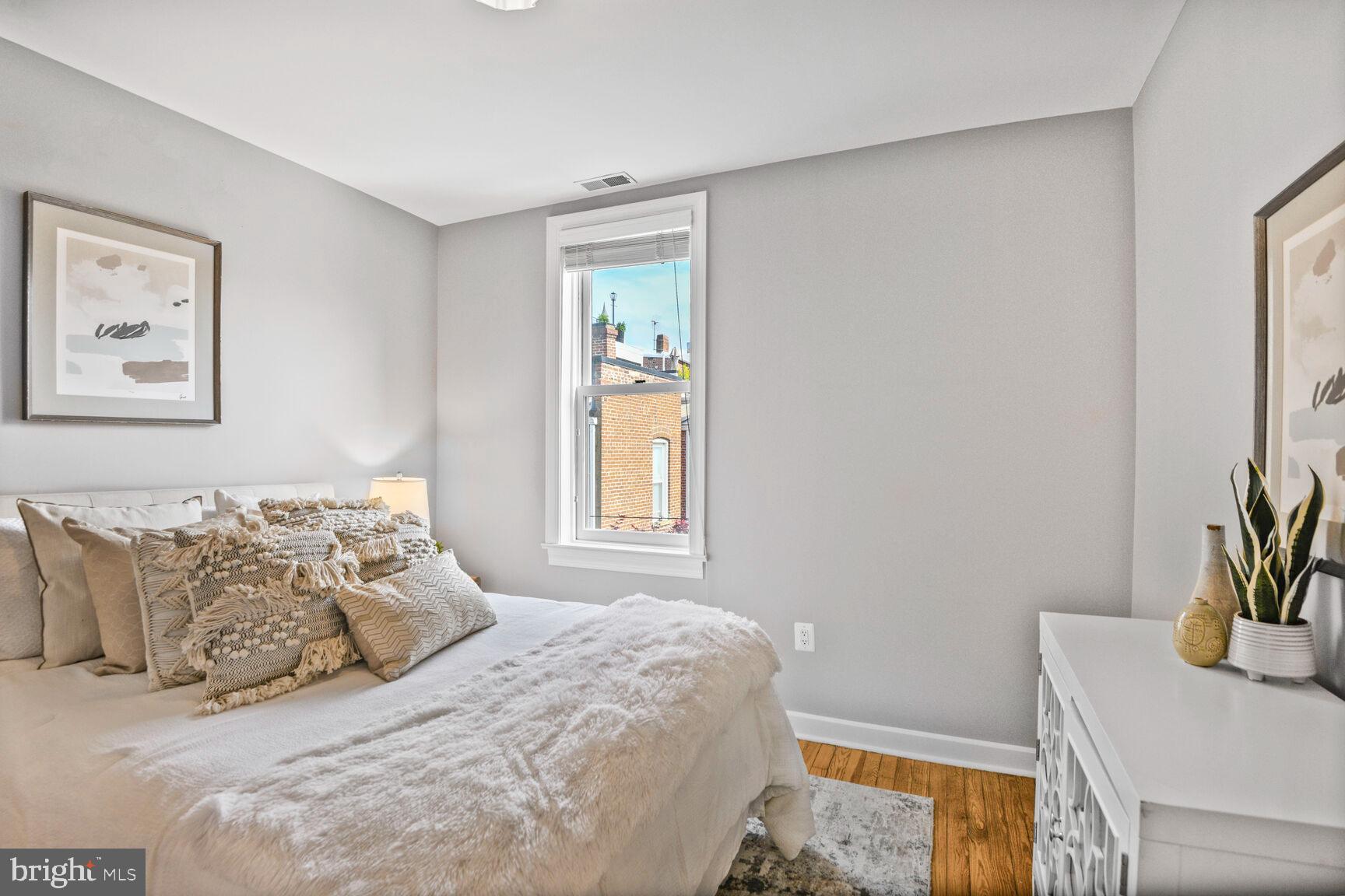 OLD CITY #2 - Residential Lease