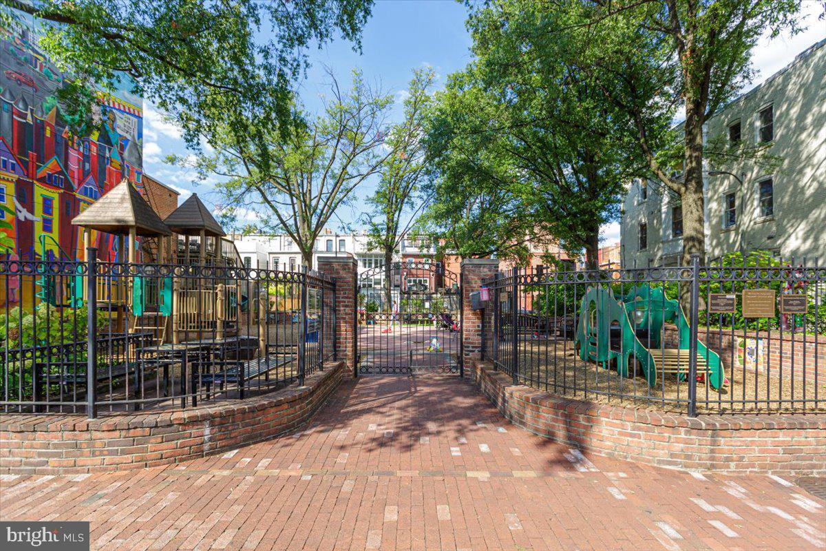 OLD CITY #2 - Residential Lease