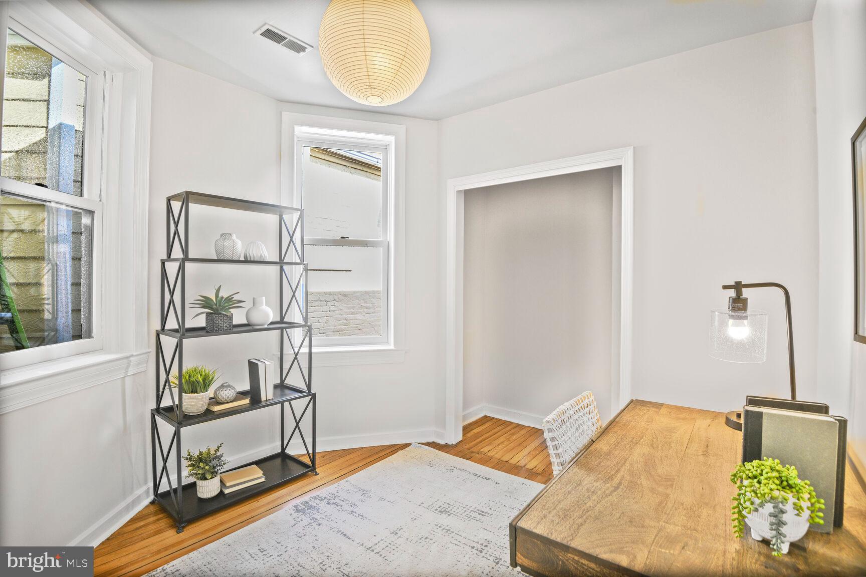 OLD CITY #2 - Residential Lease
