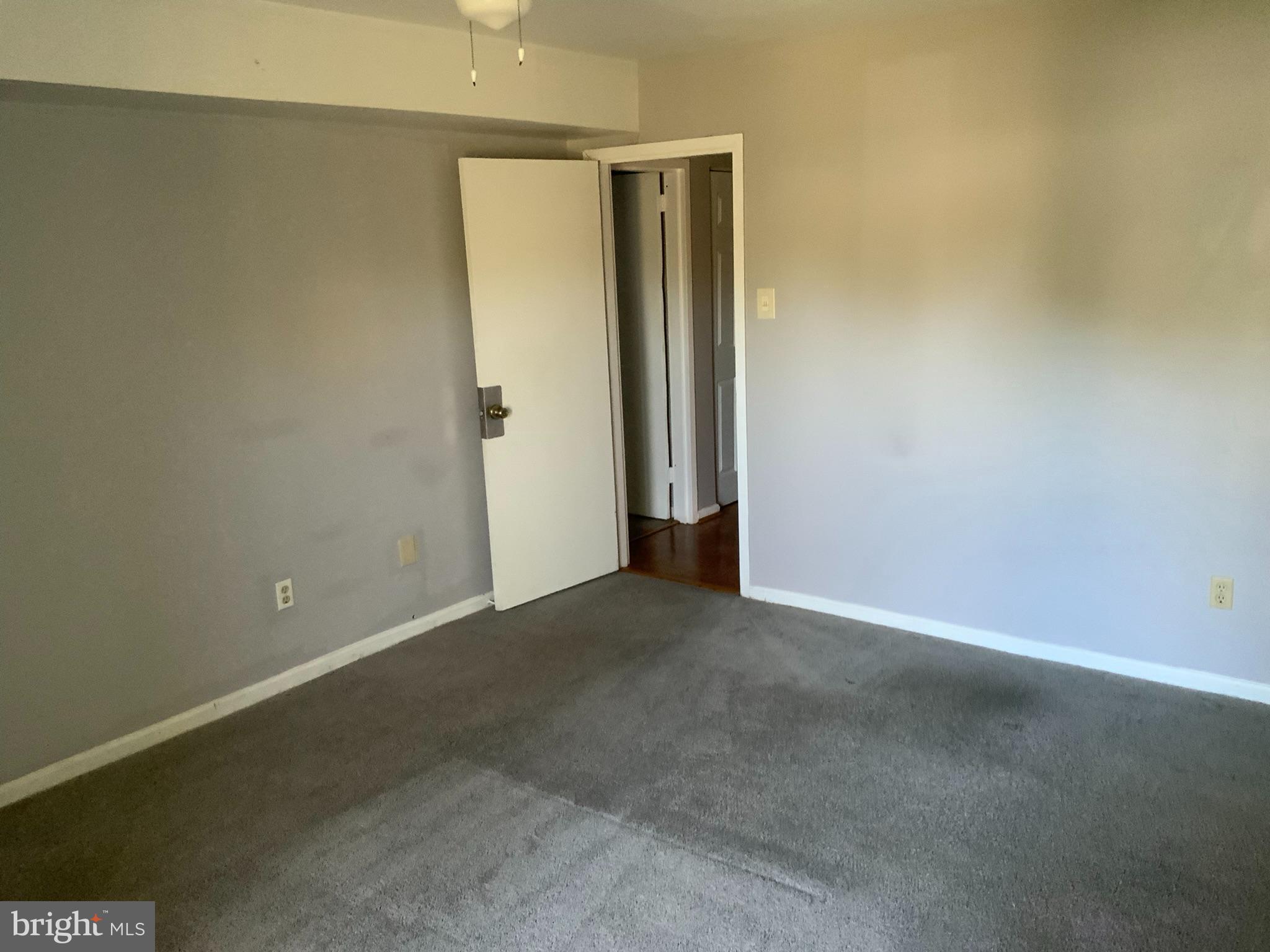 TREETOP CONDO - Residential Lease