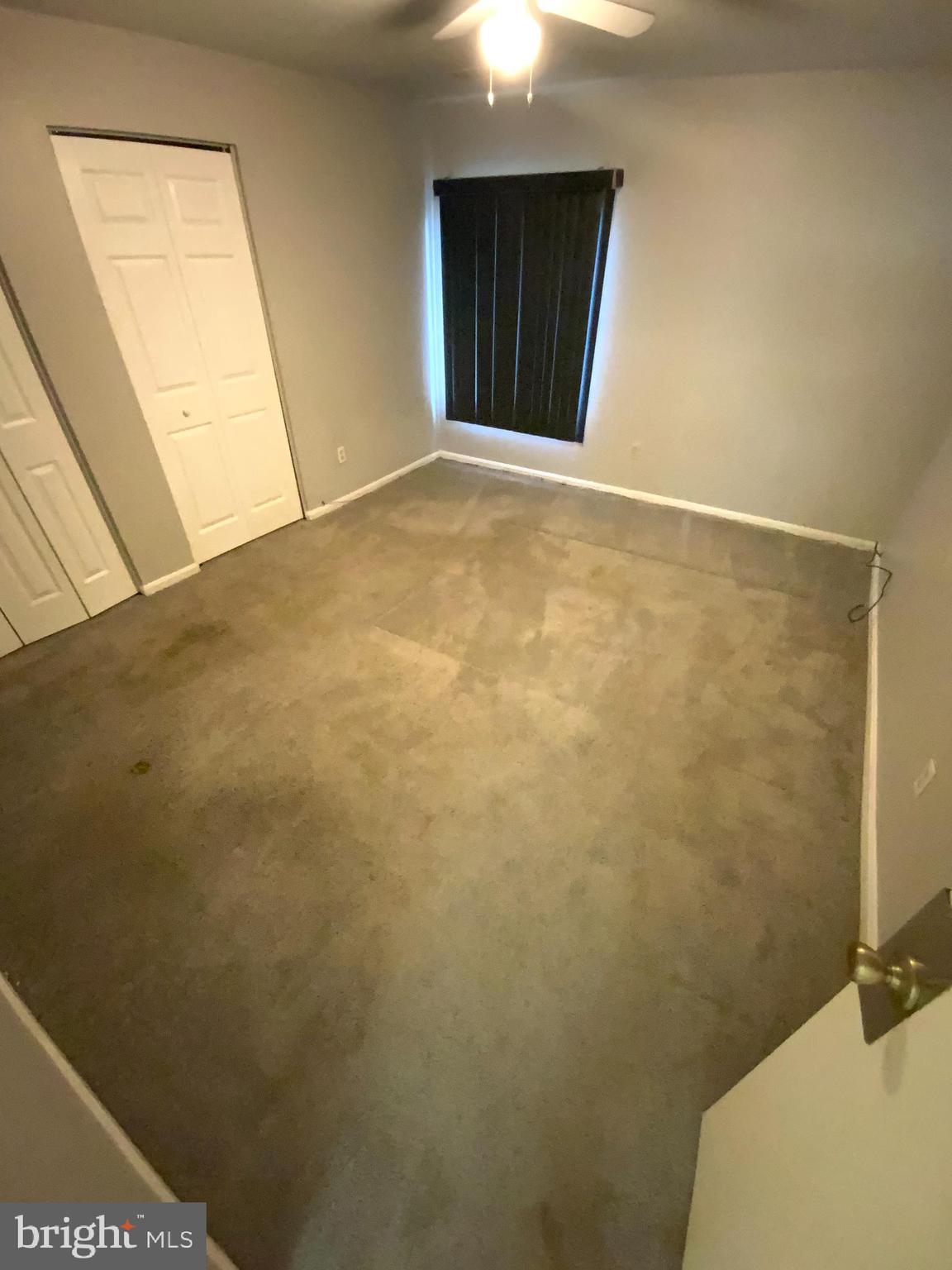 TREETOP CONDO - Residential Lease