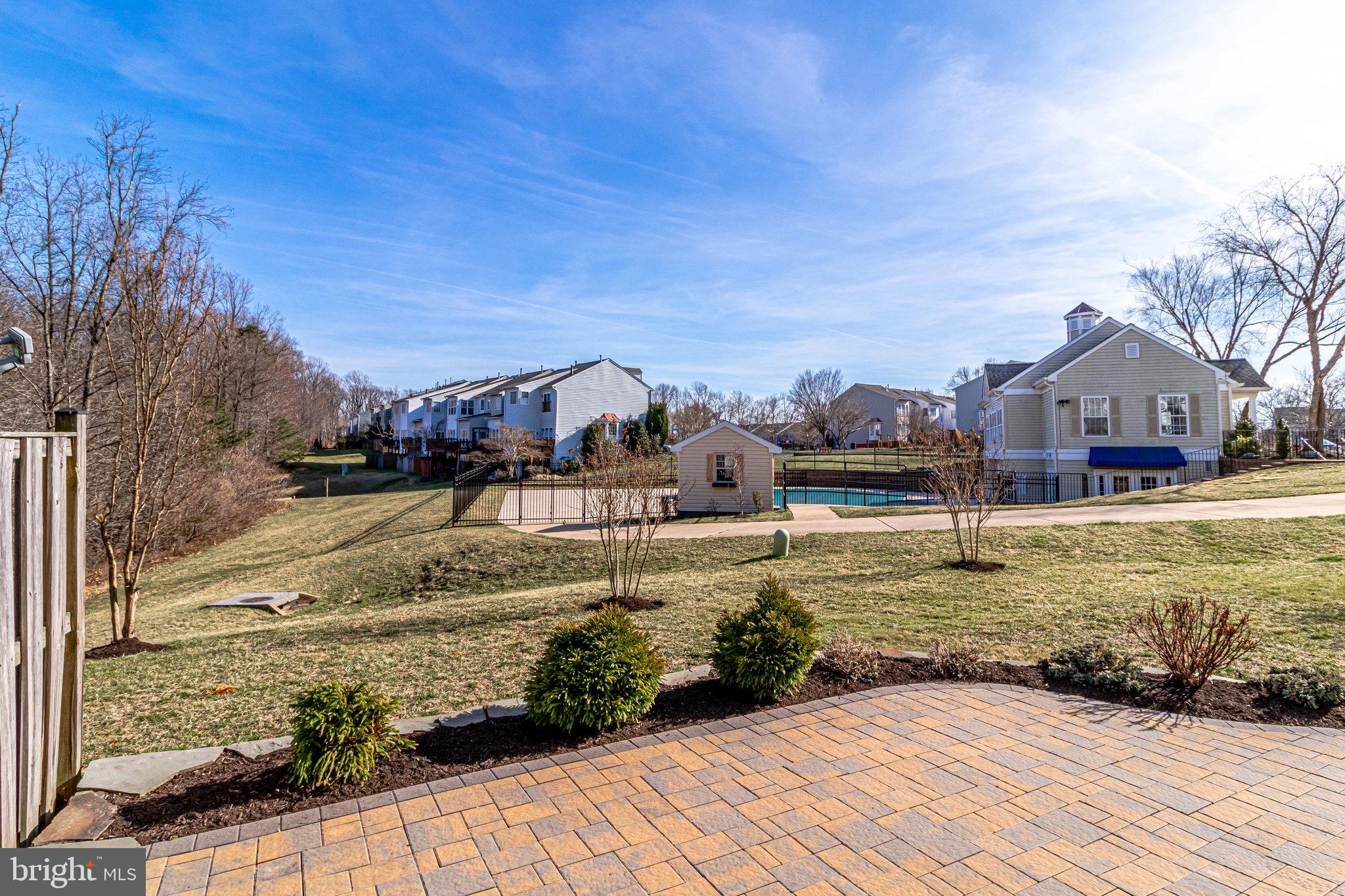 OVERLOOK CONDOMINIUM - Residential