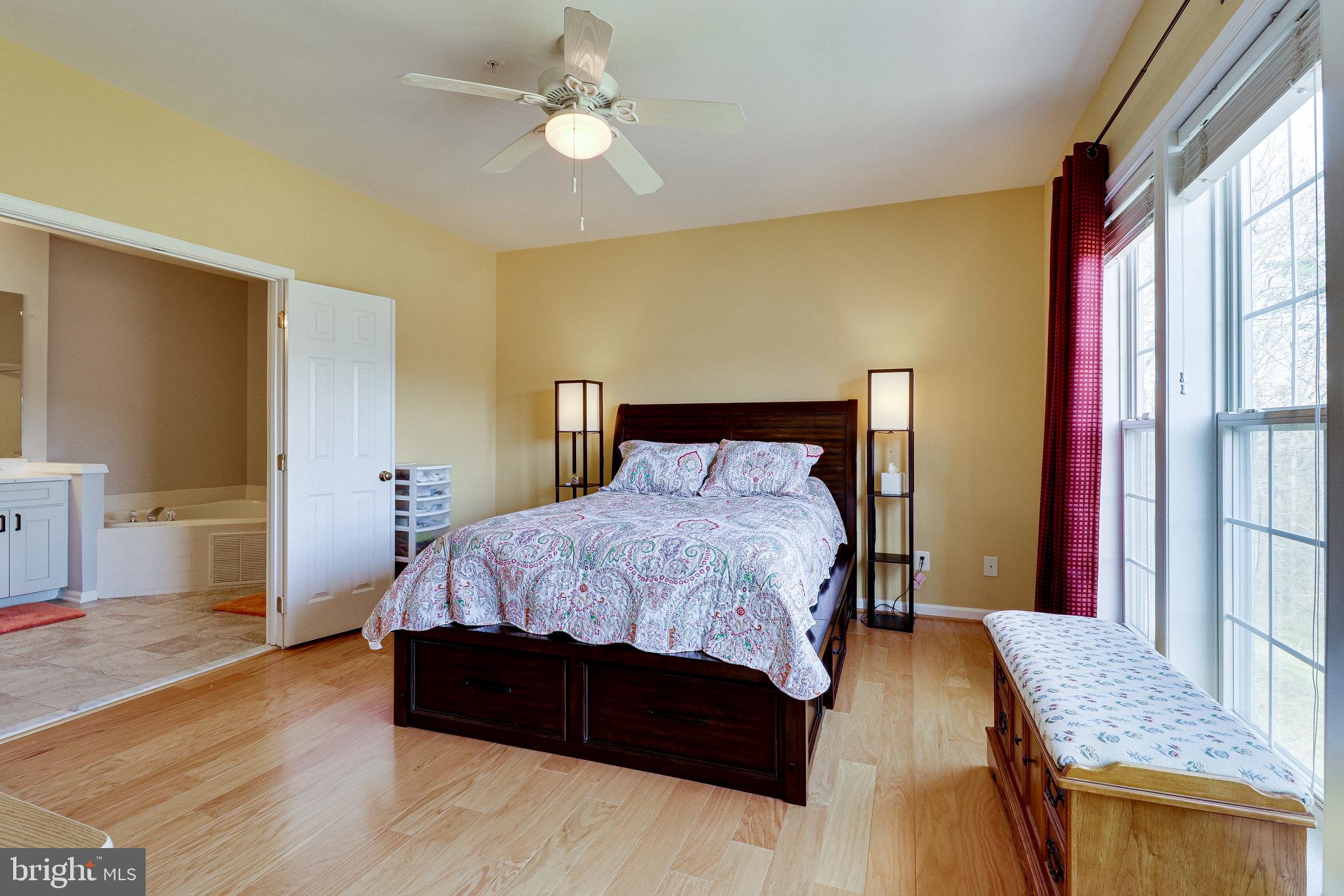 OVERLOOK CONDOMINIUM - Residential