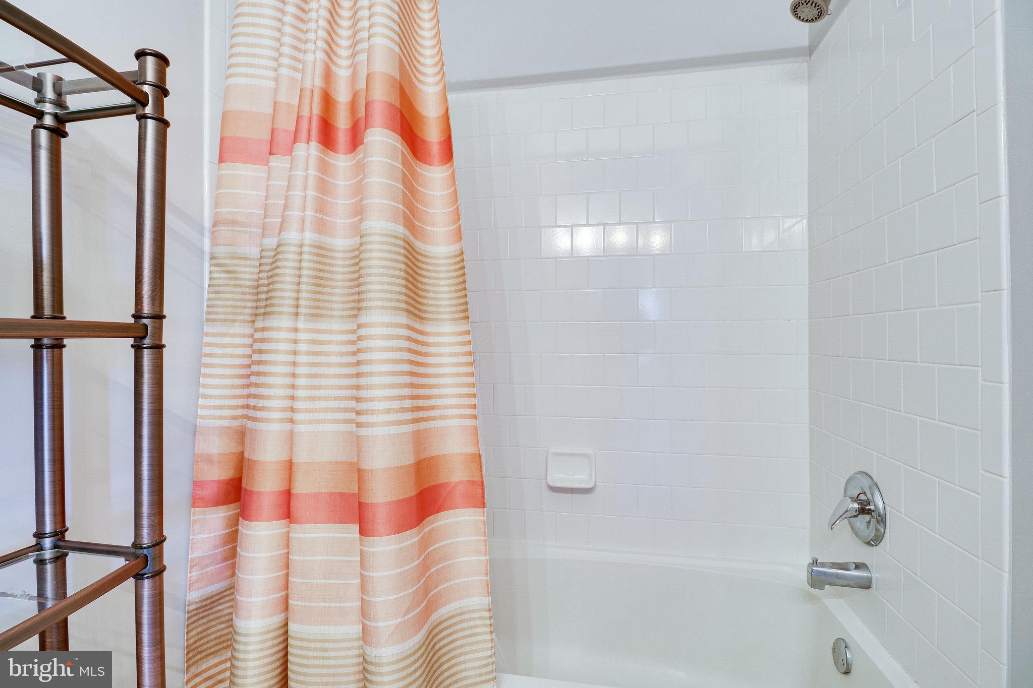 OVERLOOK CONDOMINIUM - Residential