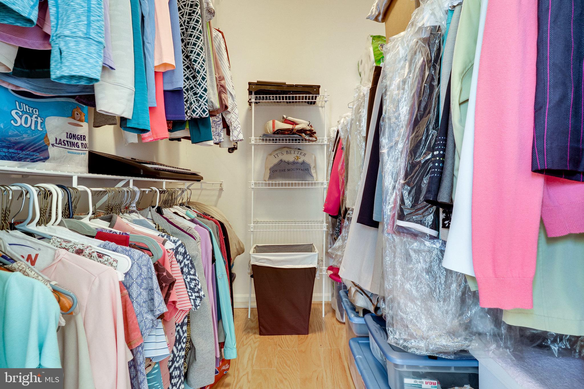 OVERLOOK CONDOMINIUM - Residential