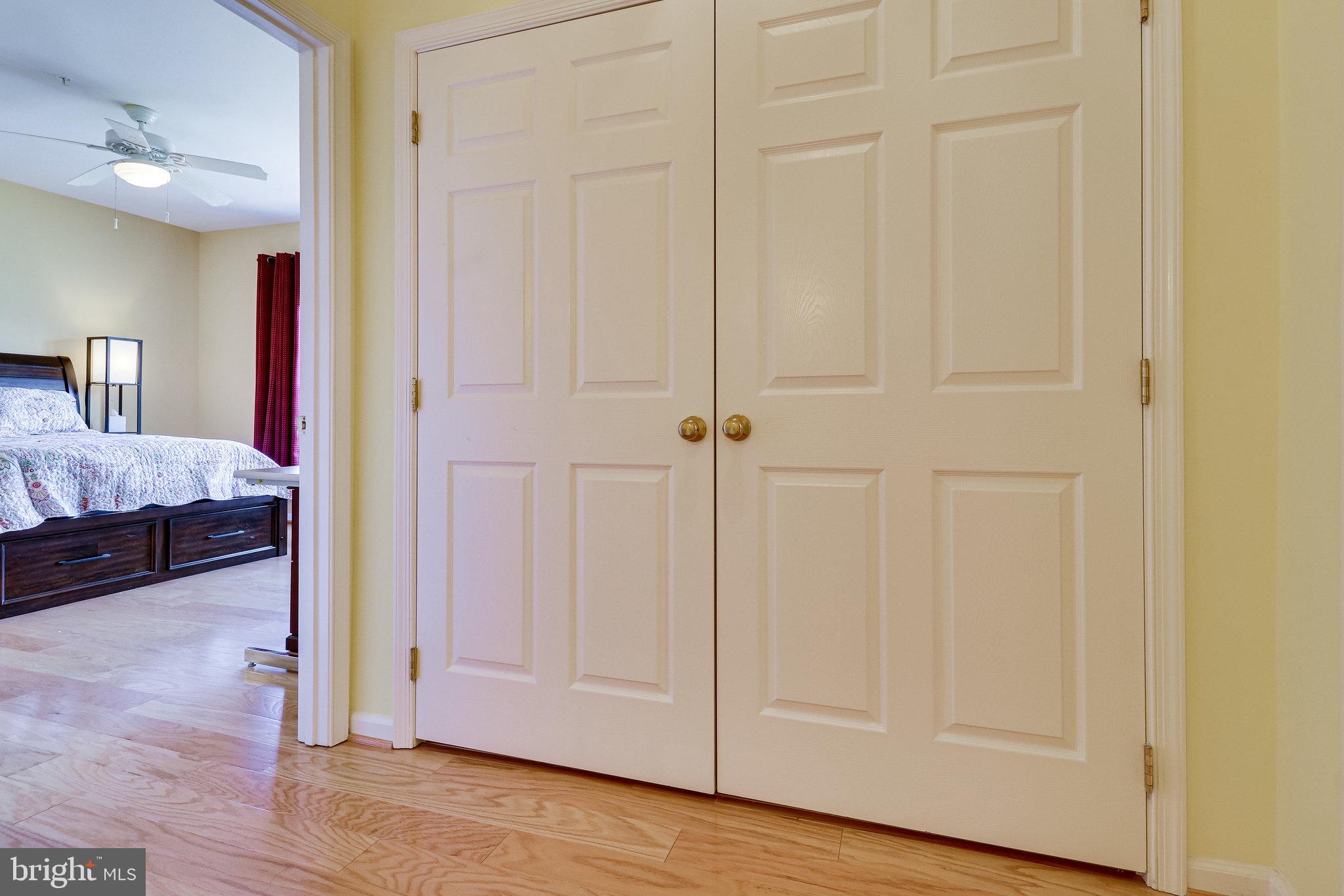 OVERLOOK CONDOMINIUM - Residential