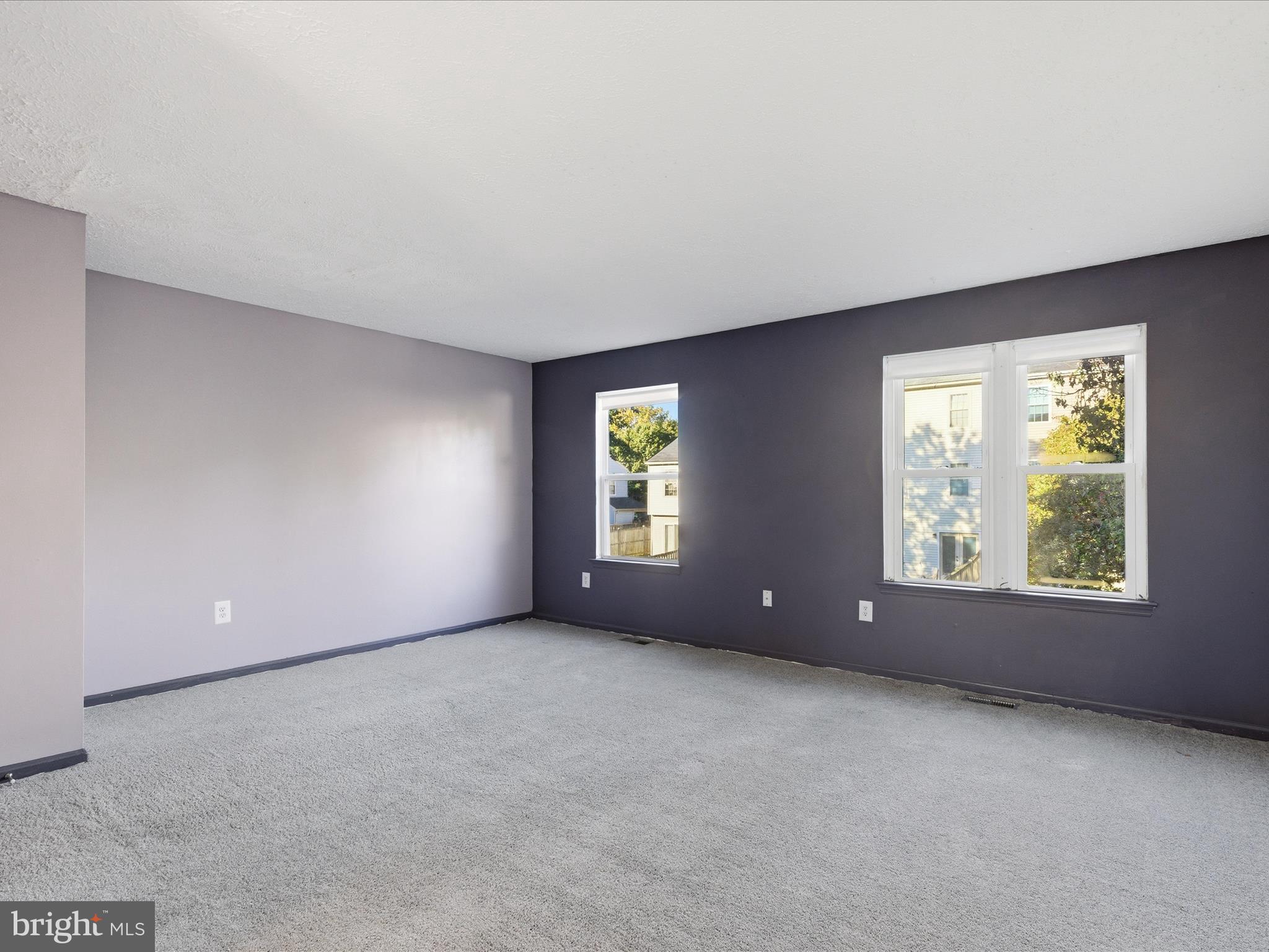 RIVERSIDE RUN IND HEAD - Residential