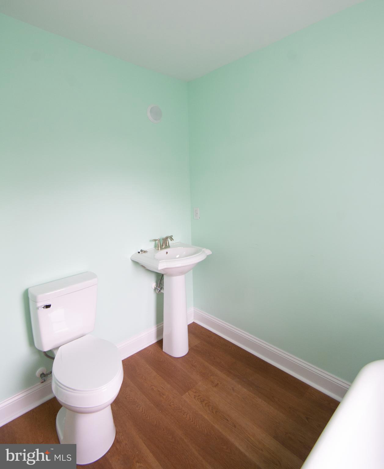 HISTORIC DISTRICT - WEST END - Residential