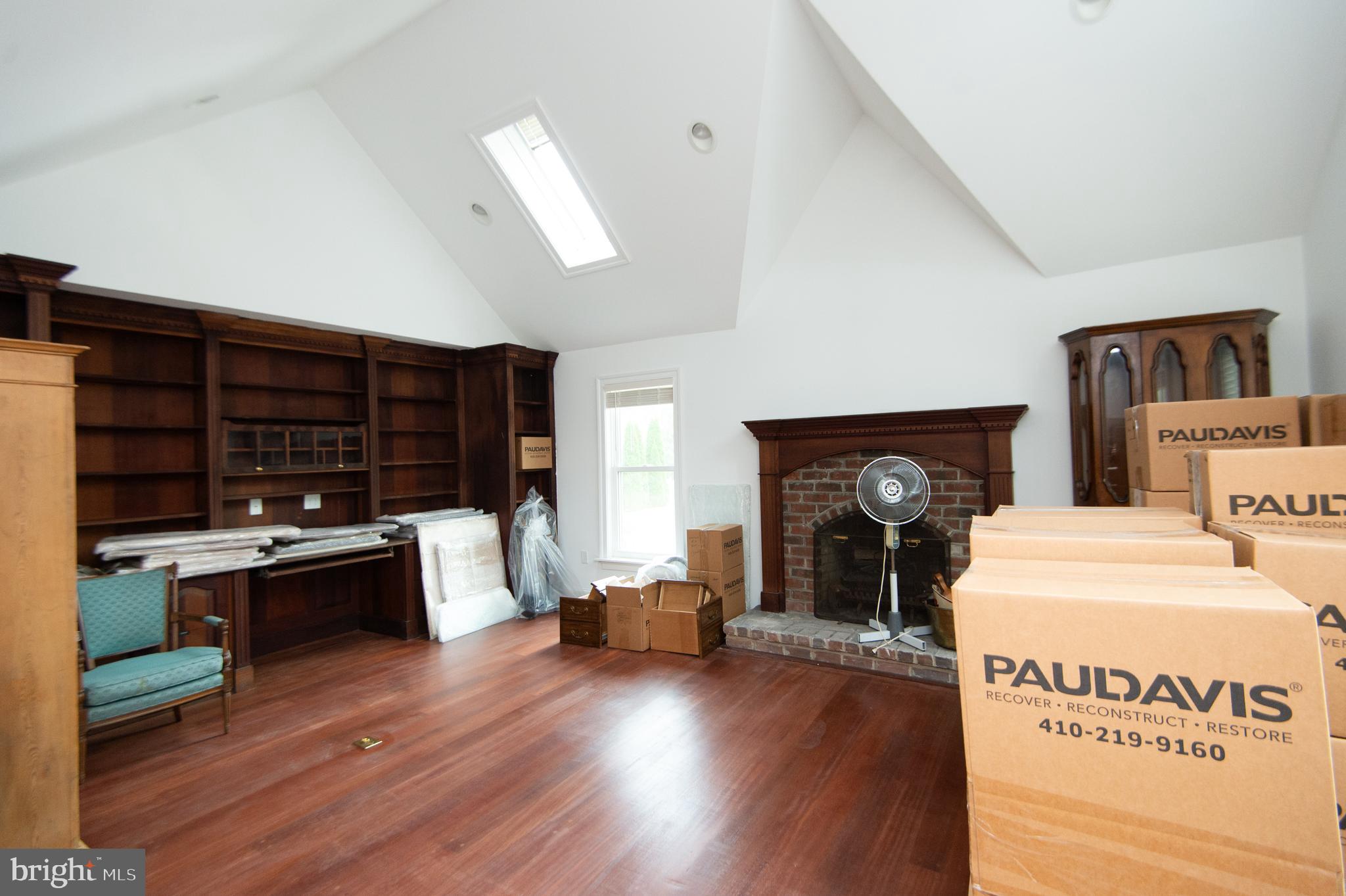 HISTORIC DISTRICT - WEST END - Residential