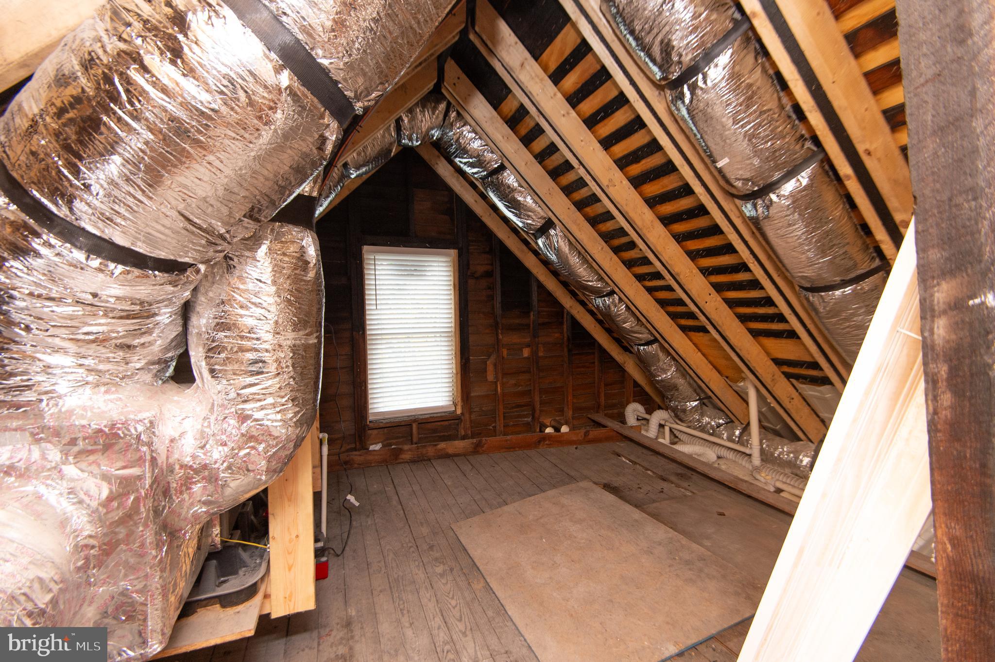 HISTORIC DISTRICT - WEST END - Residential