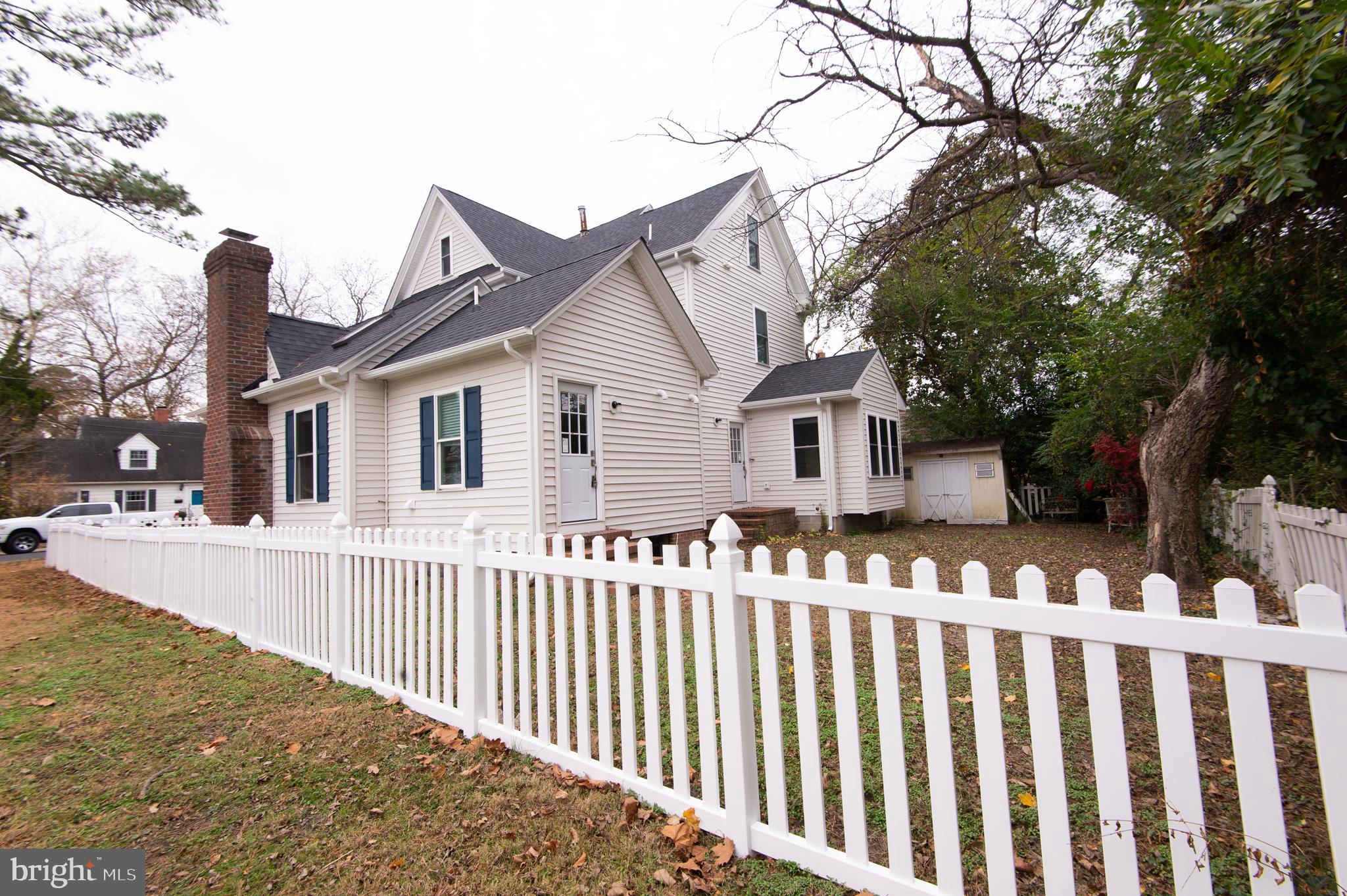 HISTORIC DISTRICT - WEST END - Residential