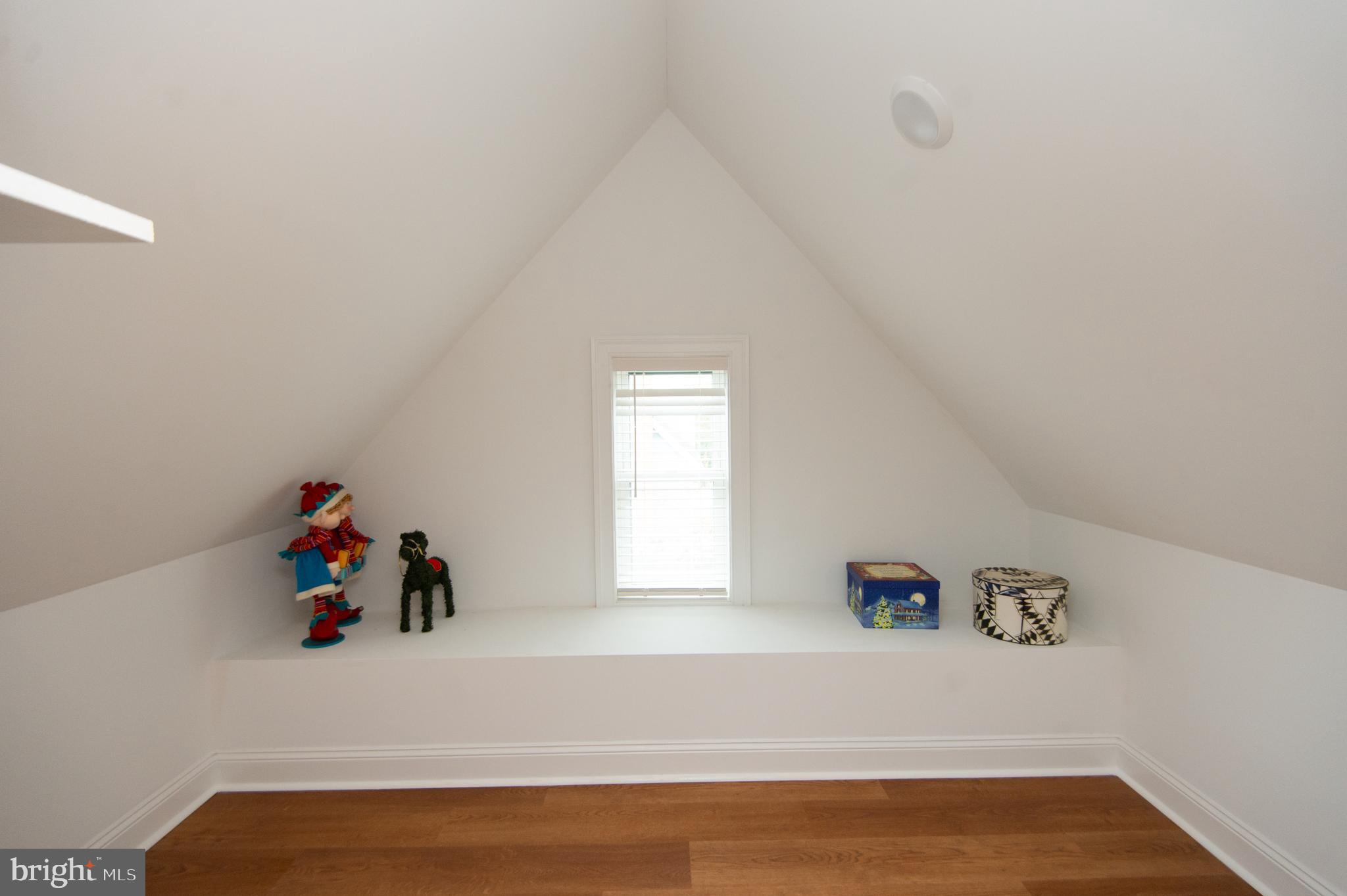 HISTORIC DISTRICT - WEST END - Residential