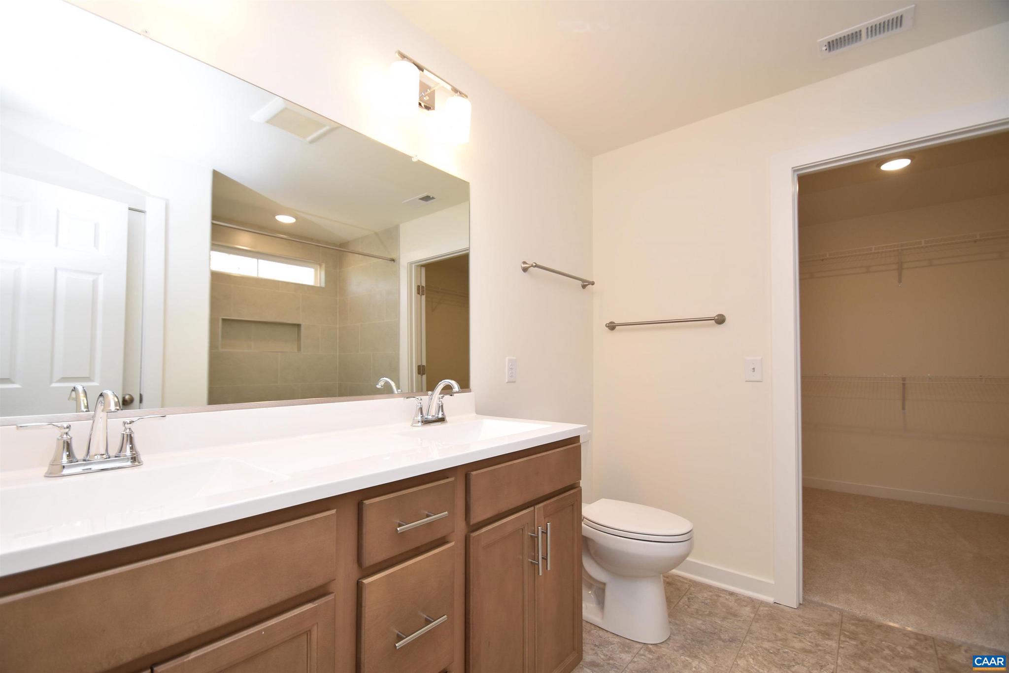 LAKE MONTICELLO - Residential