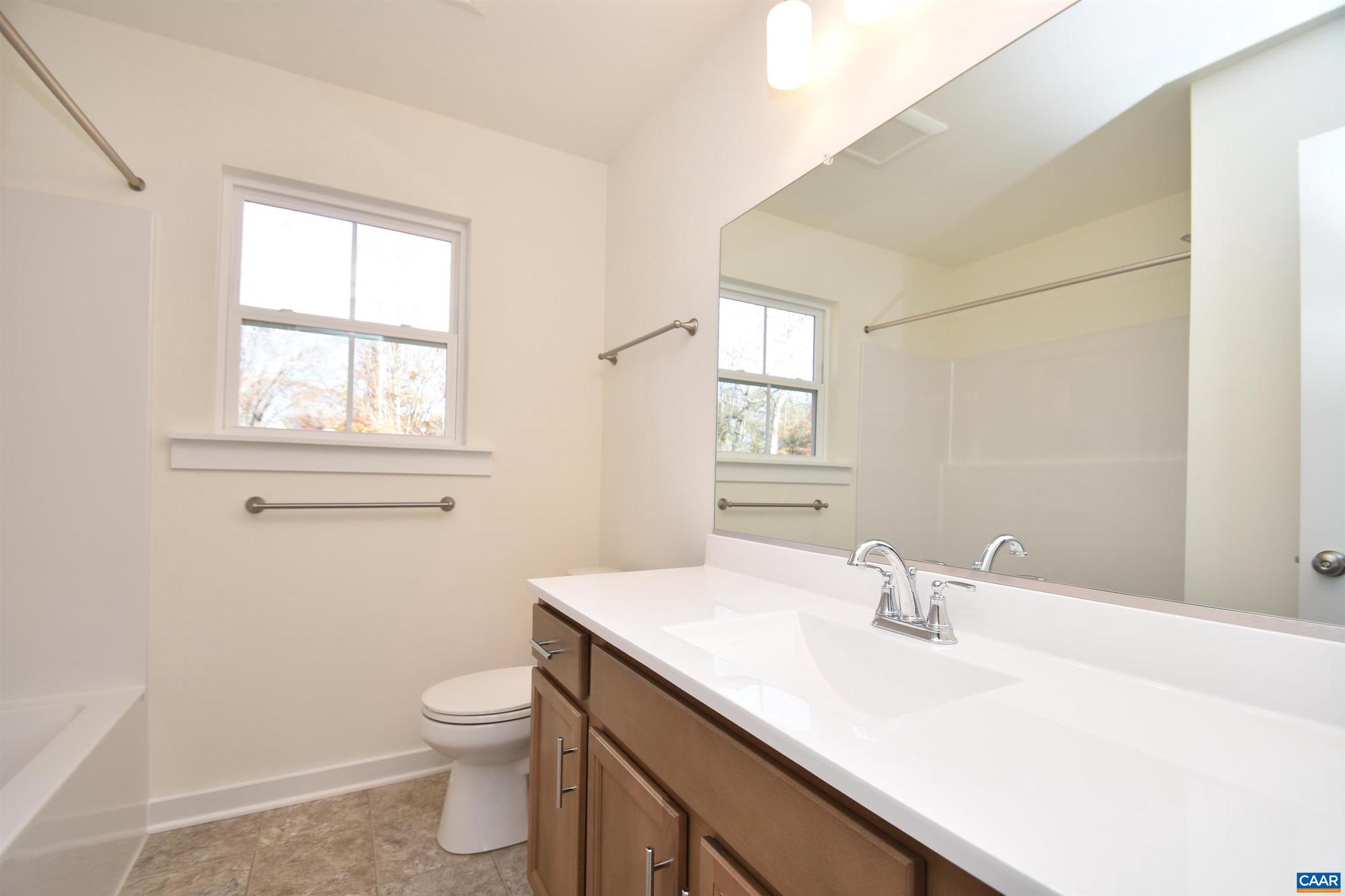 LAKE MONTICELLO - Residential