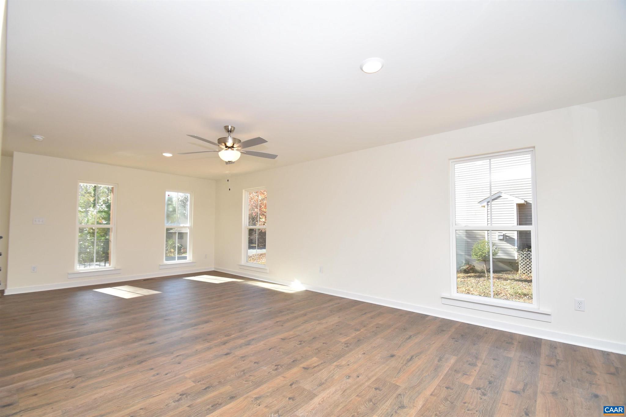 LAKE MONTICELLO - Residential