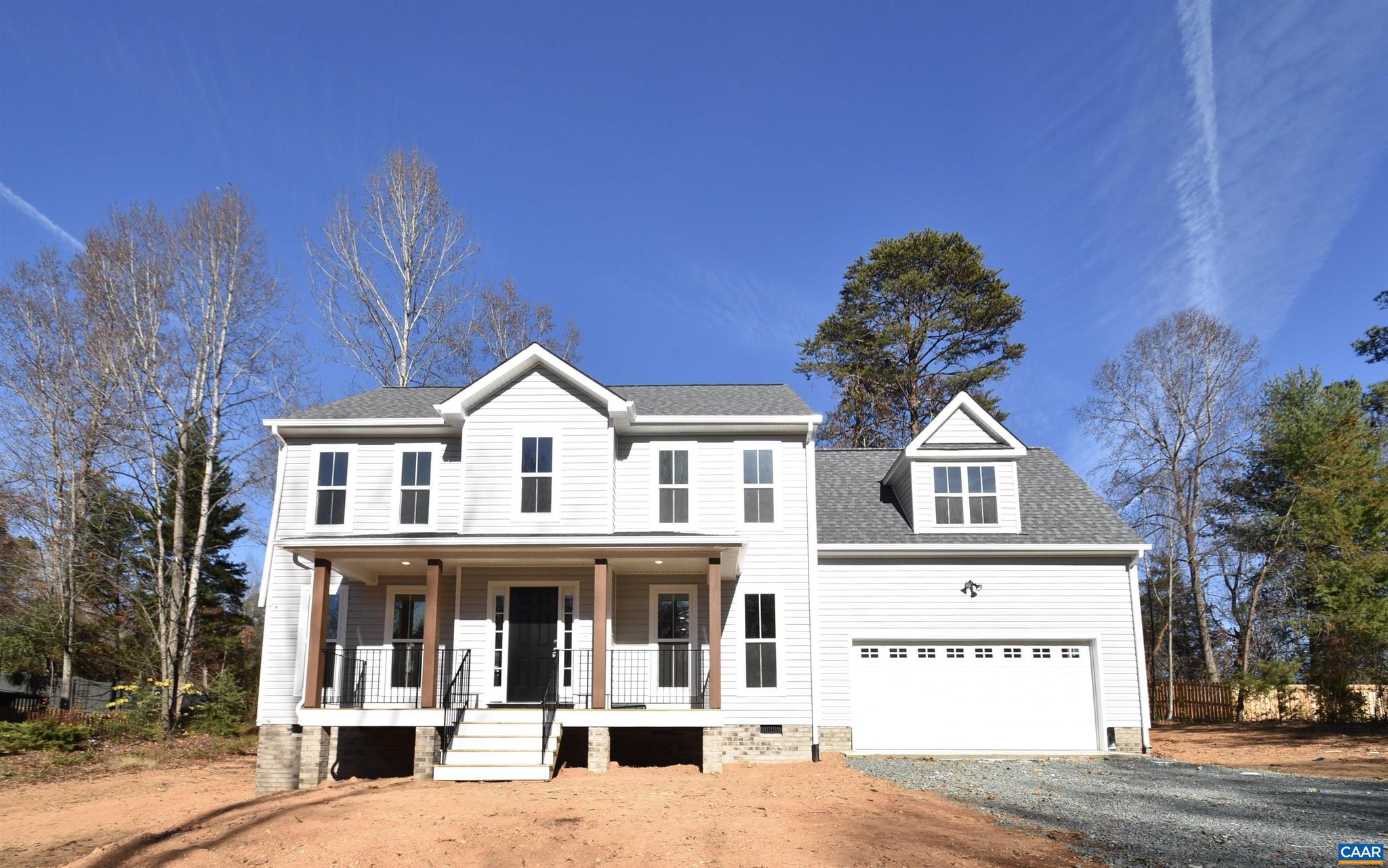 LAKE MONTICELLO - Residential