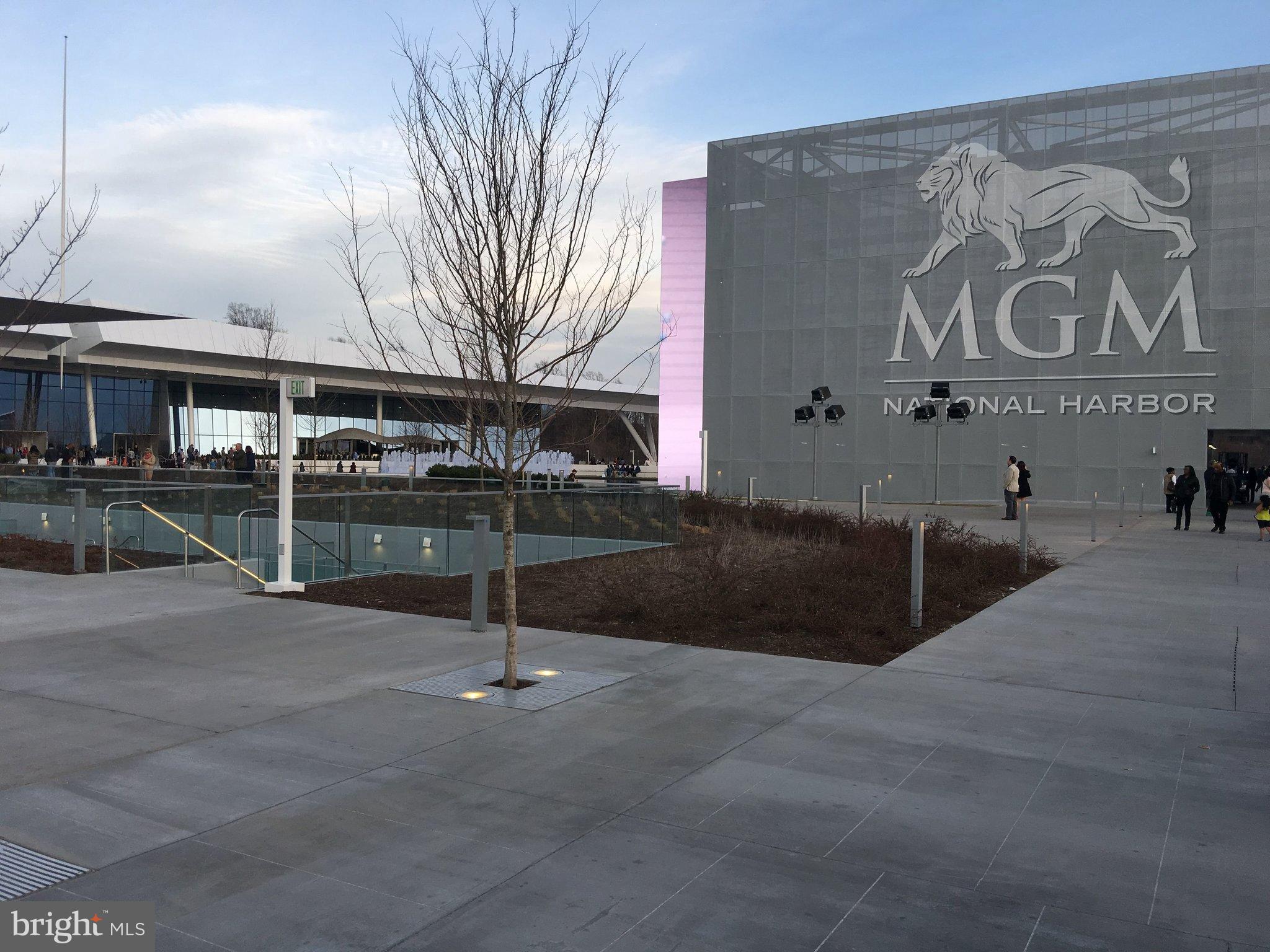 NATIONAL HARBOR - Residential Lease