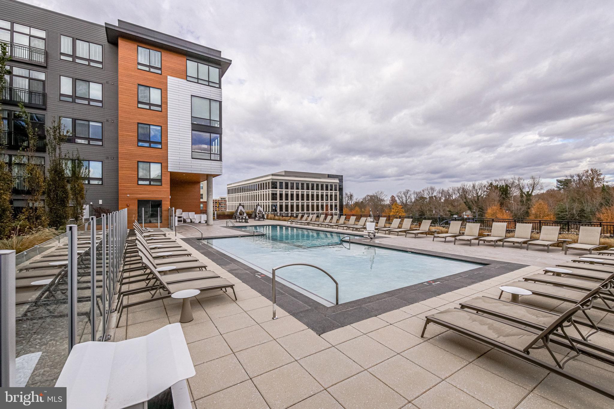 NATIONAL HARBOR - Residential Lease