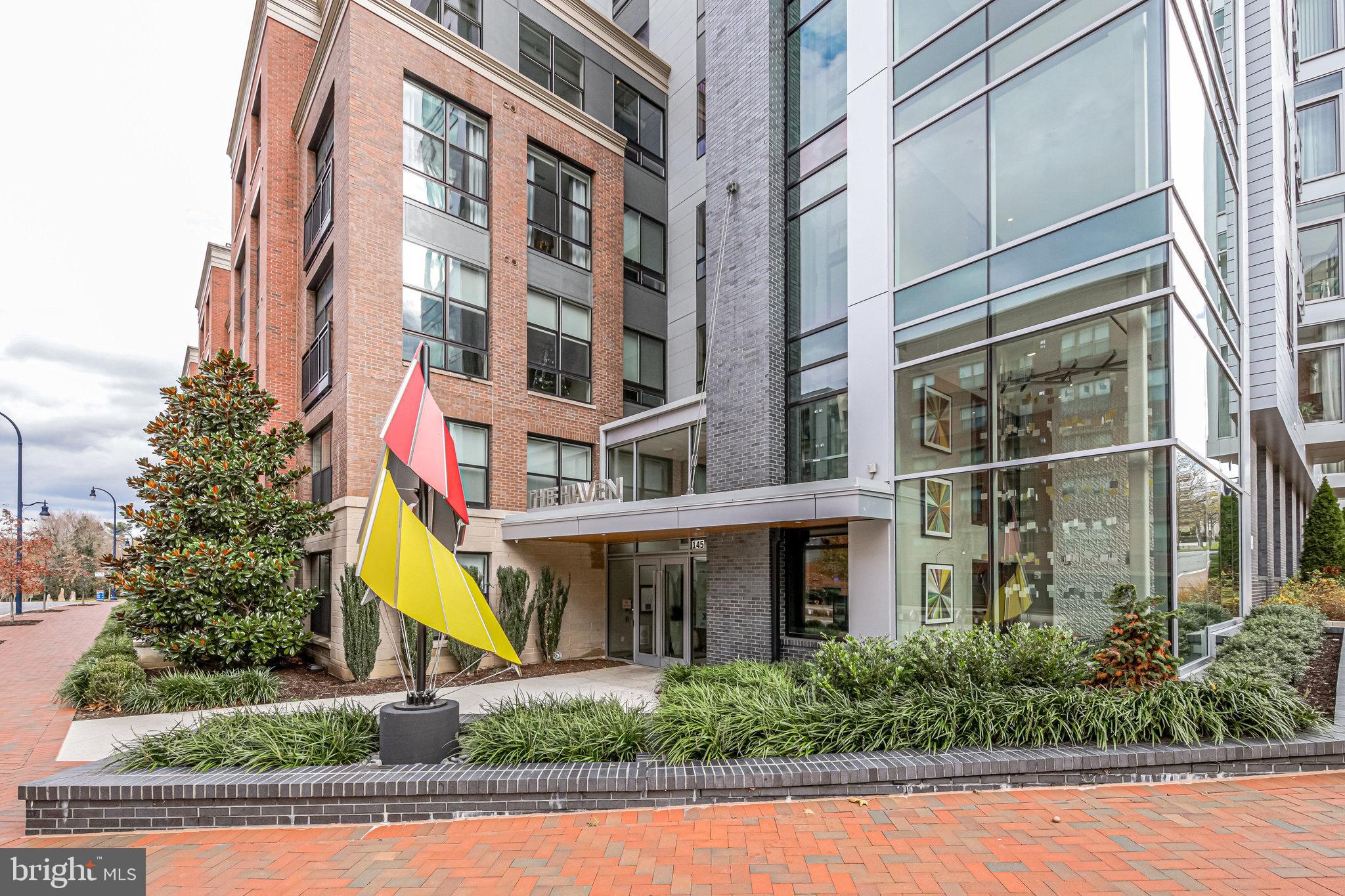 NATIONAL HARBOR - Residential Lease