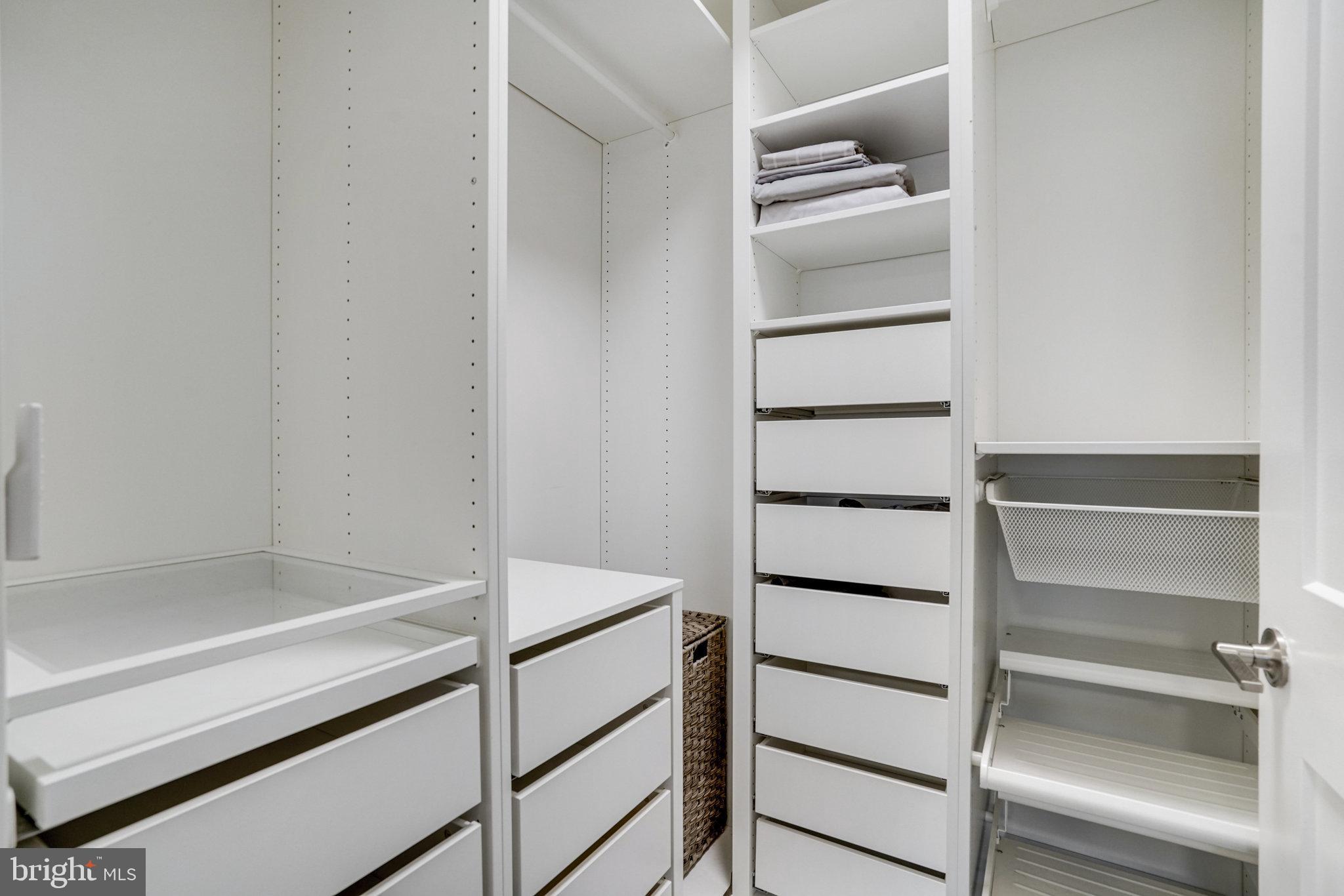 NATIONAL HARBOR - Residential Lease