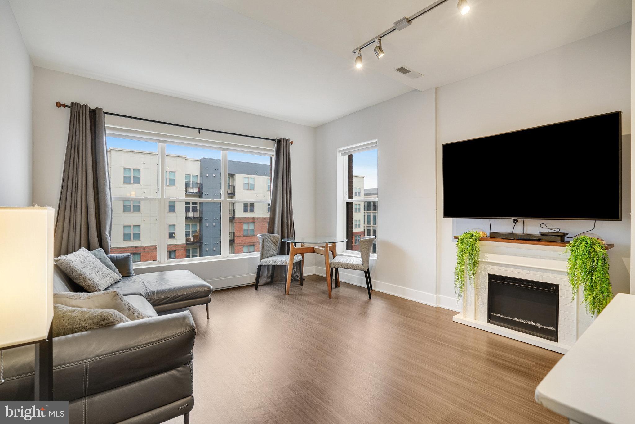 NATIONAL HARBOR - Residential Lease