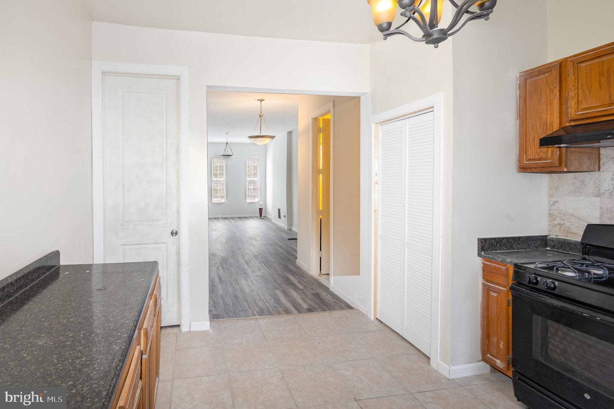 SHIPLEY HILL - Residential