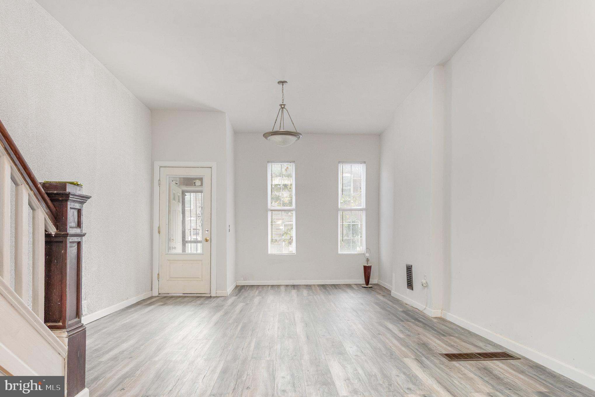 SHIPLEY HILL - Residential