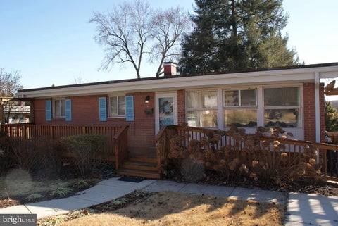 Homes For Rent - 4 Rosanne Lane<br/> ROCKVILLE, MD 20851