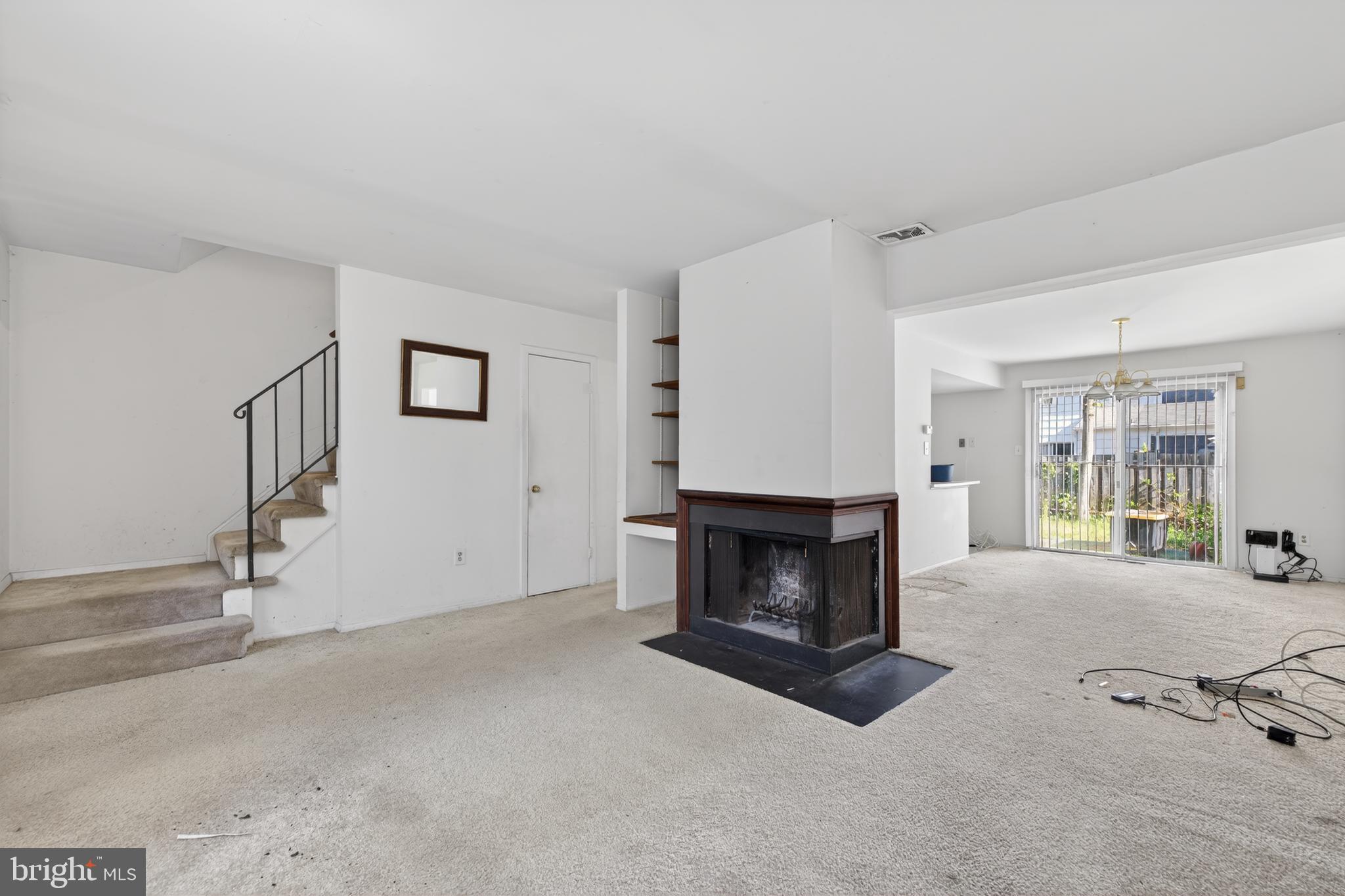 VILLAGE OF HARPERS CHOICE - Residential